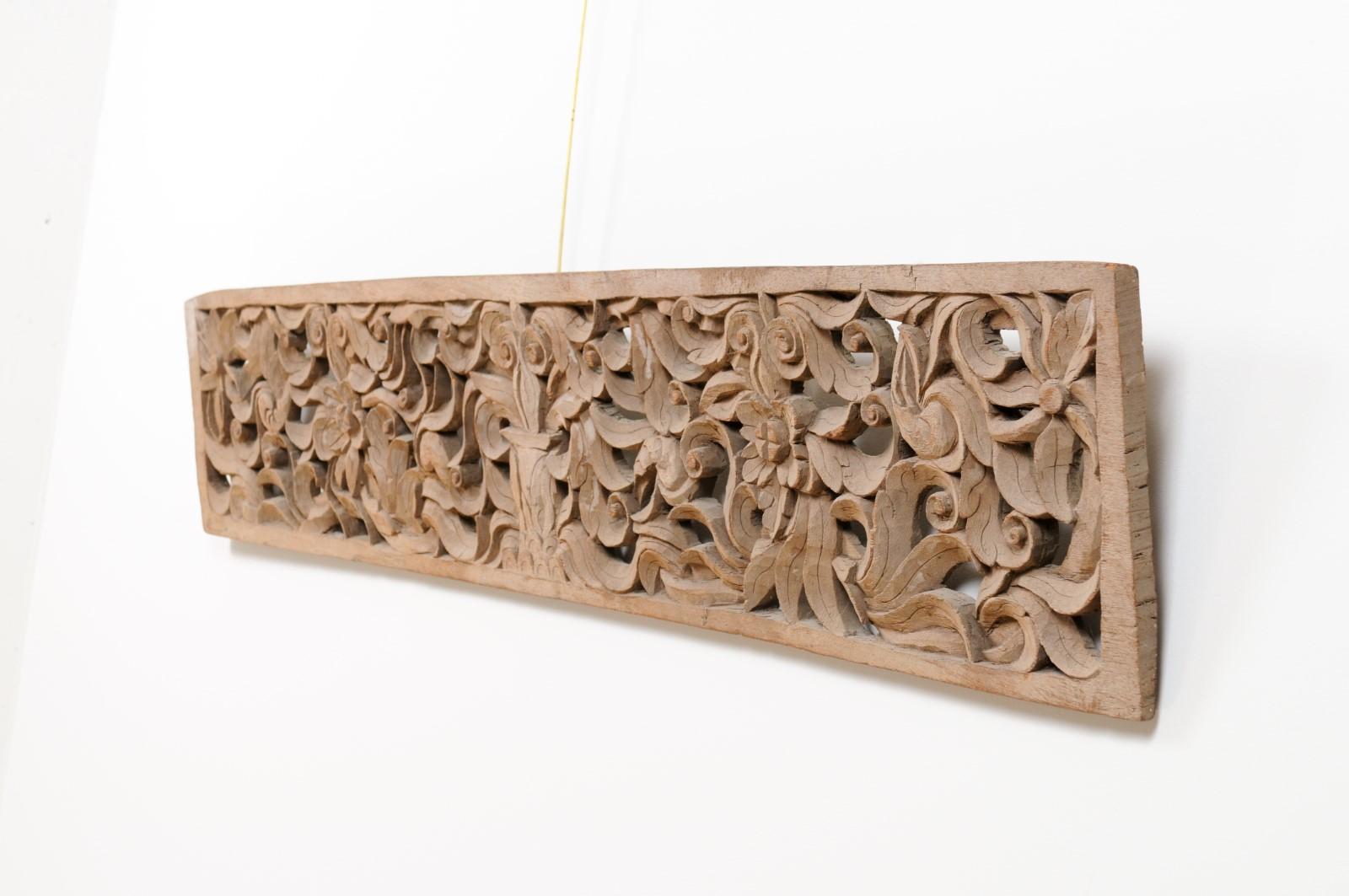 19th Century Asian Architectural Transom Panel with Pierced Carved Foliage For Sale 3