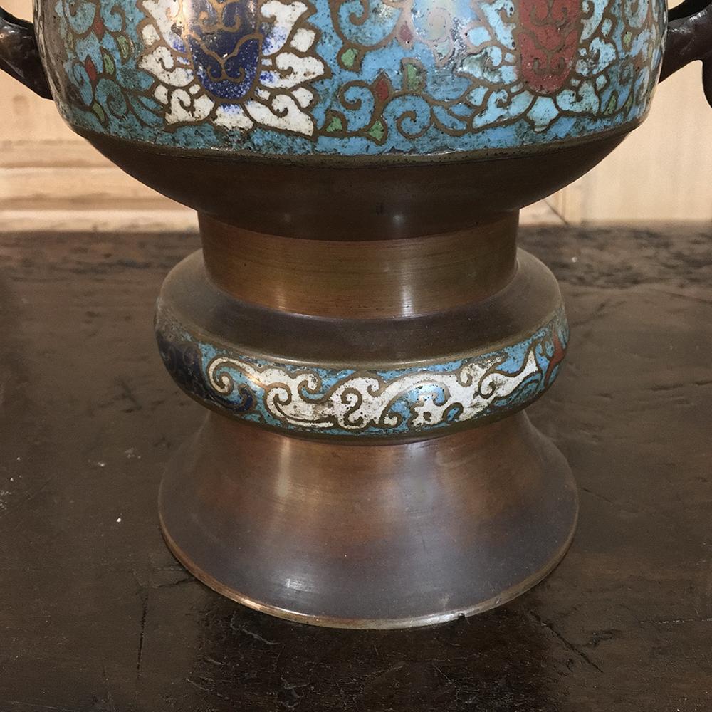 Asiatisches Cloisonné- Räuchergefäß aus dem 19. Jahrhundert im Zustand „Gut“ im Angebot in Dallas, TX