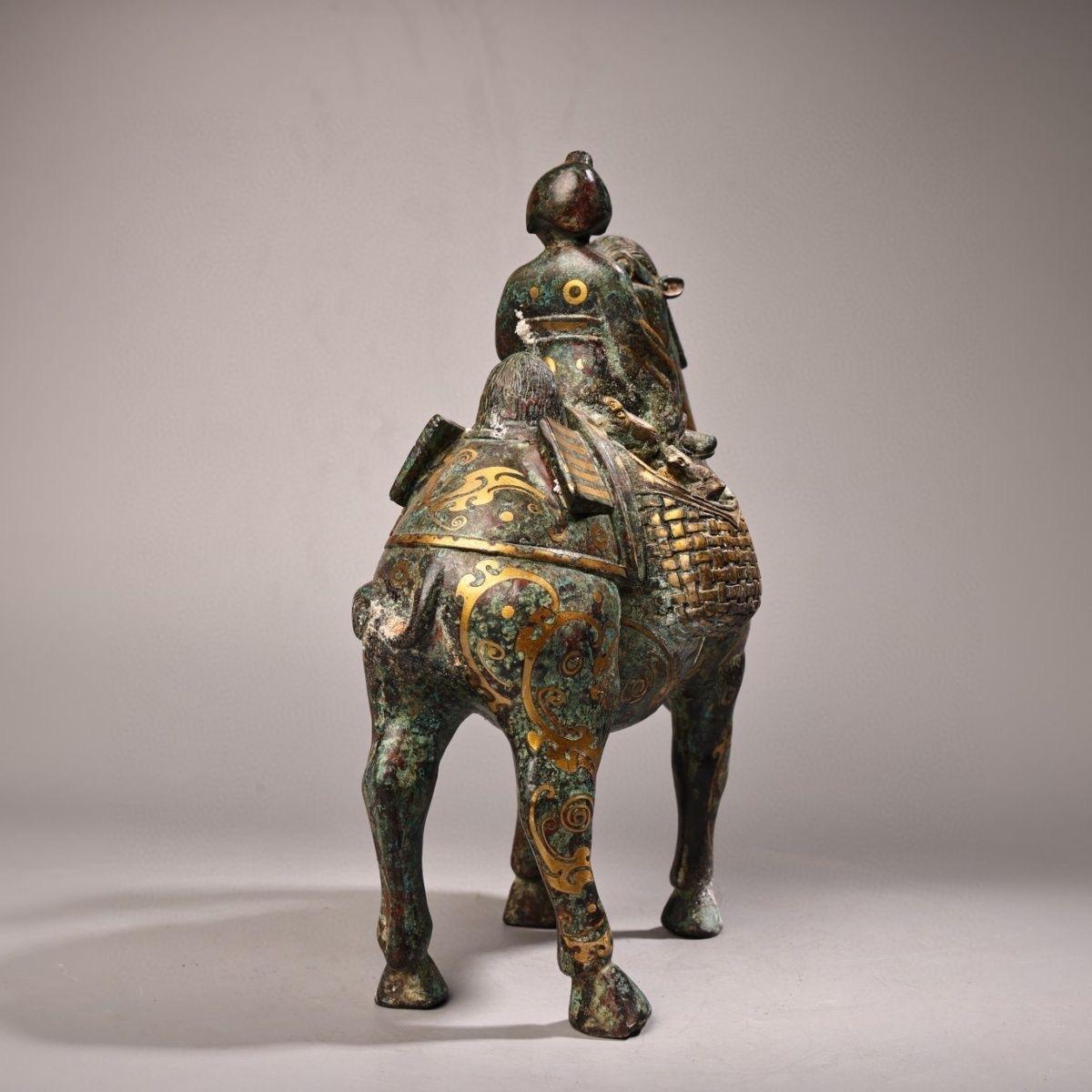 19th Century Asian Gold Bronze Lady Riding Camel Statue For Sale 3
