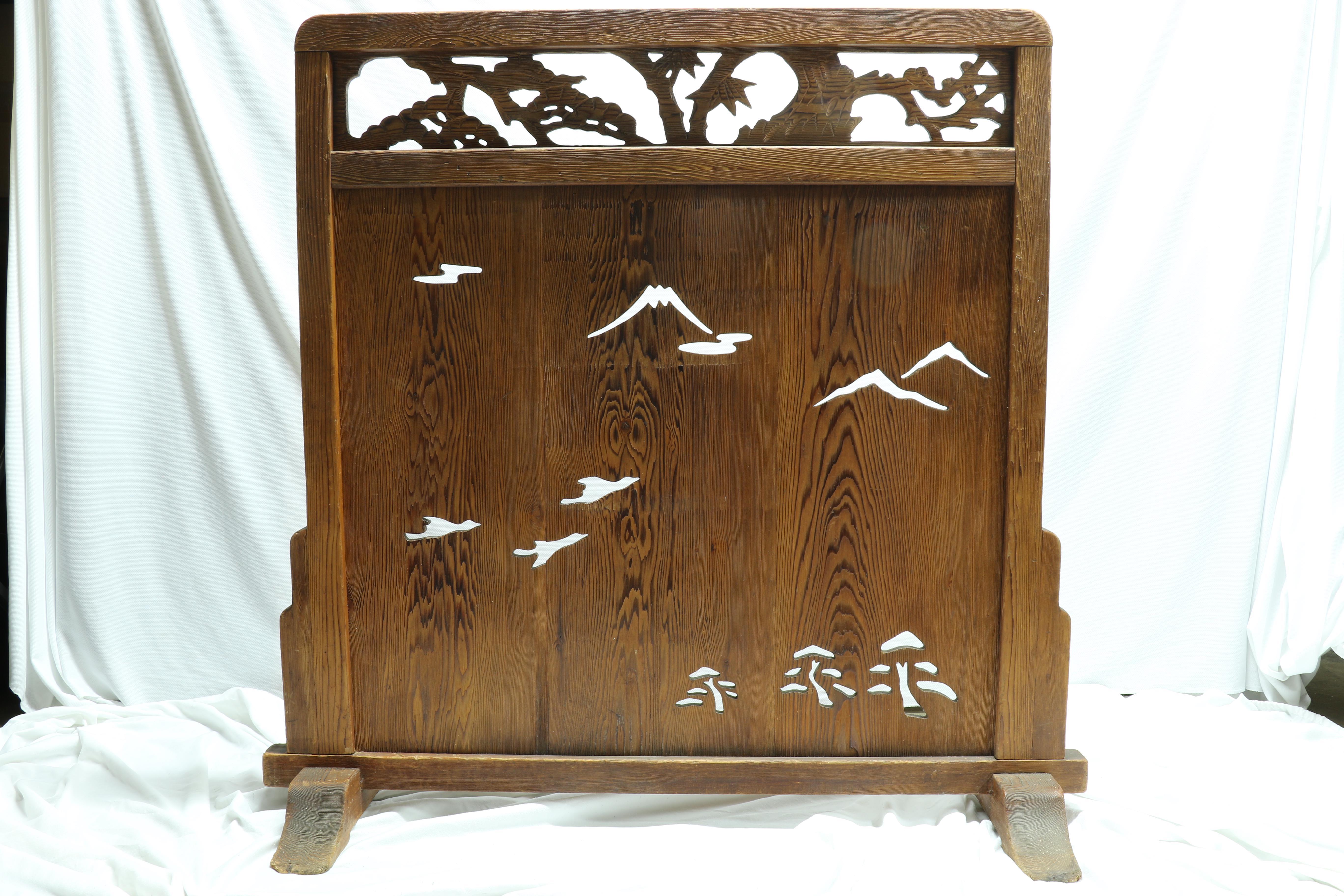 19th Century Asian Hand Carved Screen with Mountains, Trees and Sea Gulls For Sale 2