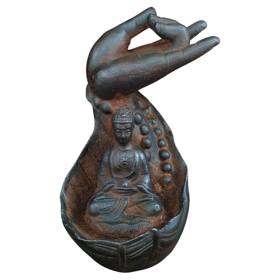 Asiatische Eisen-Buddha-Handstatue aus dem 19. Jahrhundert unter Buddha-Handstatue