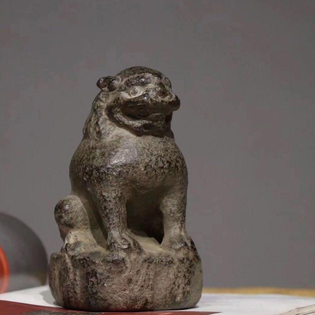 19th Century Asian Stone Hand Carving Sitting Lion Statue For Sale 2