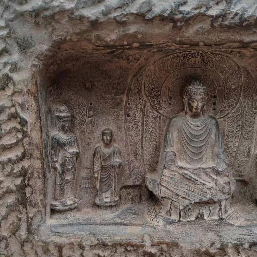 Sculpture d'histoire des Bouddhas Dun Huang en argile asiatique du 19e siècle en vente 3