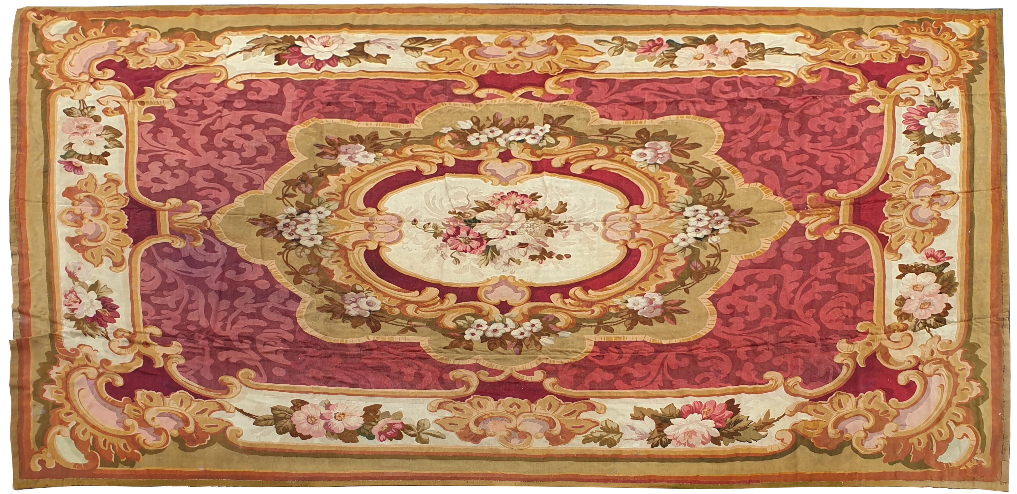 Hand-Woven 19th century Aubusson carpet (napoleon 3) - N 910 For Sale