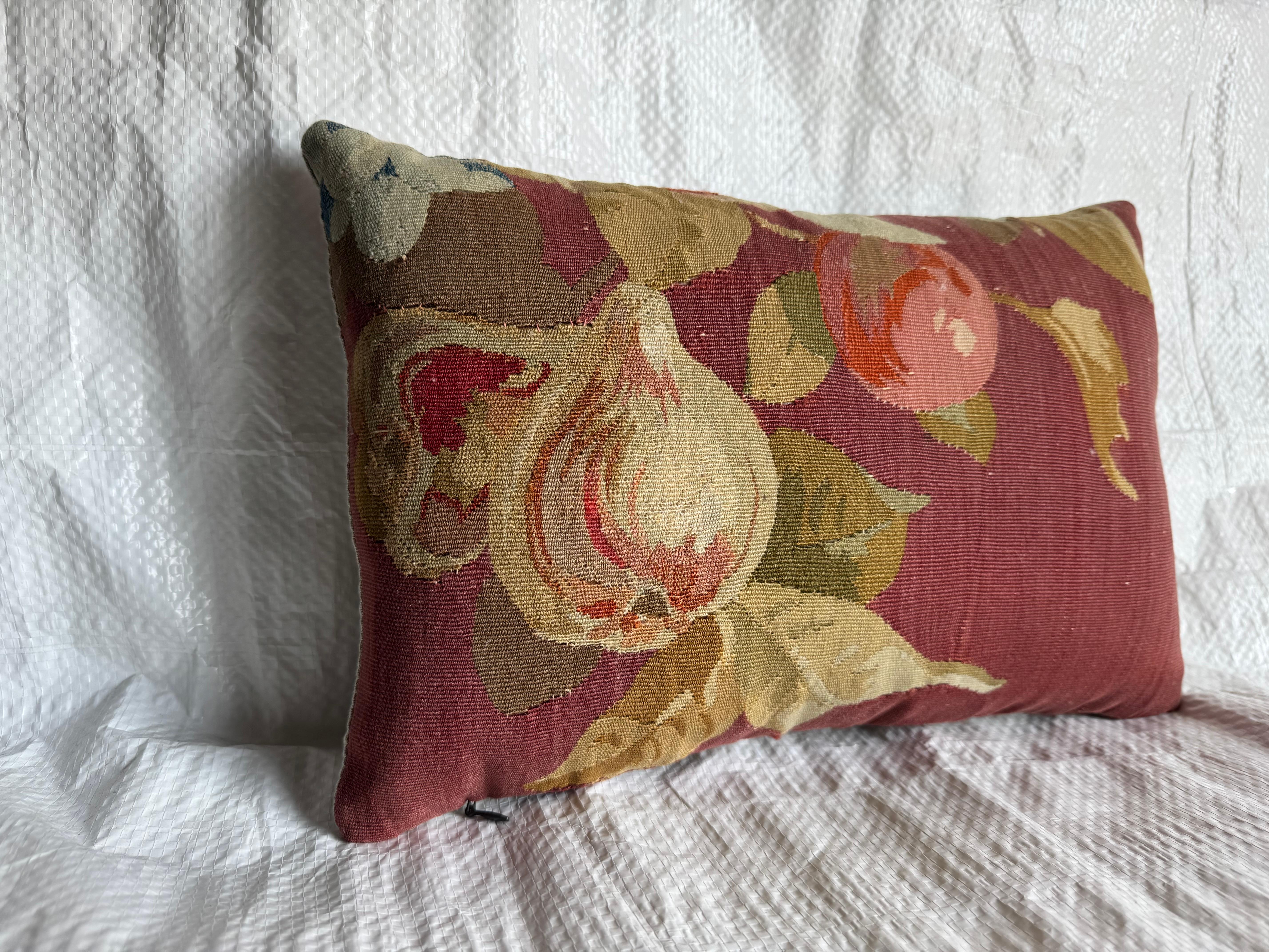 XIXe siècle Coussin d'Aubusson du 19ème siècle, Circa 1850 en vente