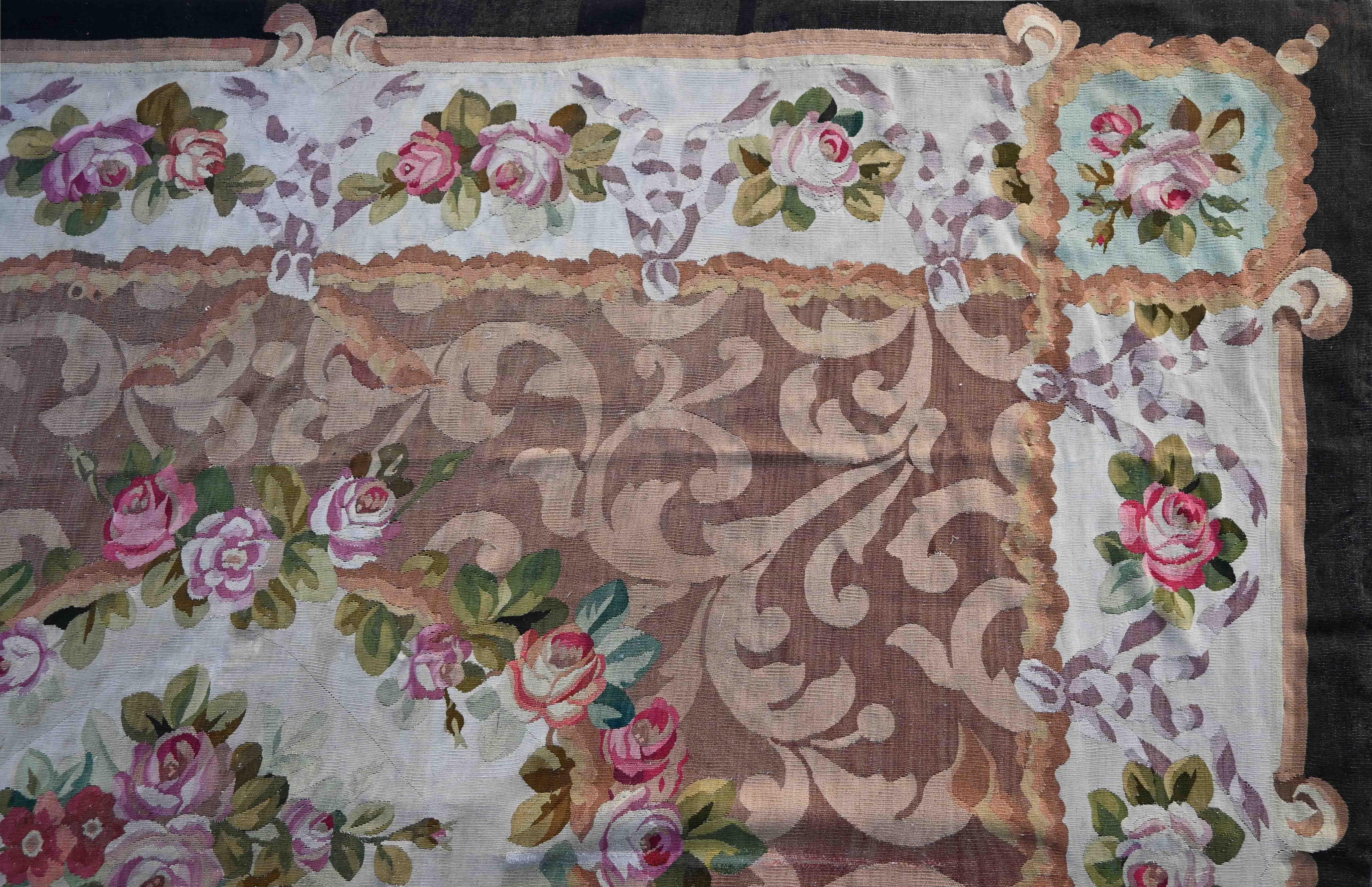 Aubusson-Teppich des 19. Jahrhunderts, Stil Napoleon III - 3m15x2m63, N° 1382 (Mittleres 19. Jahrhundert) im Angebot