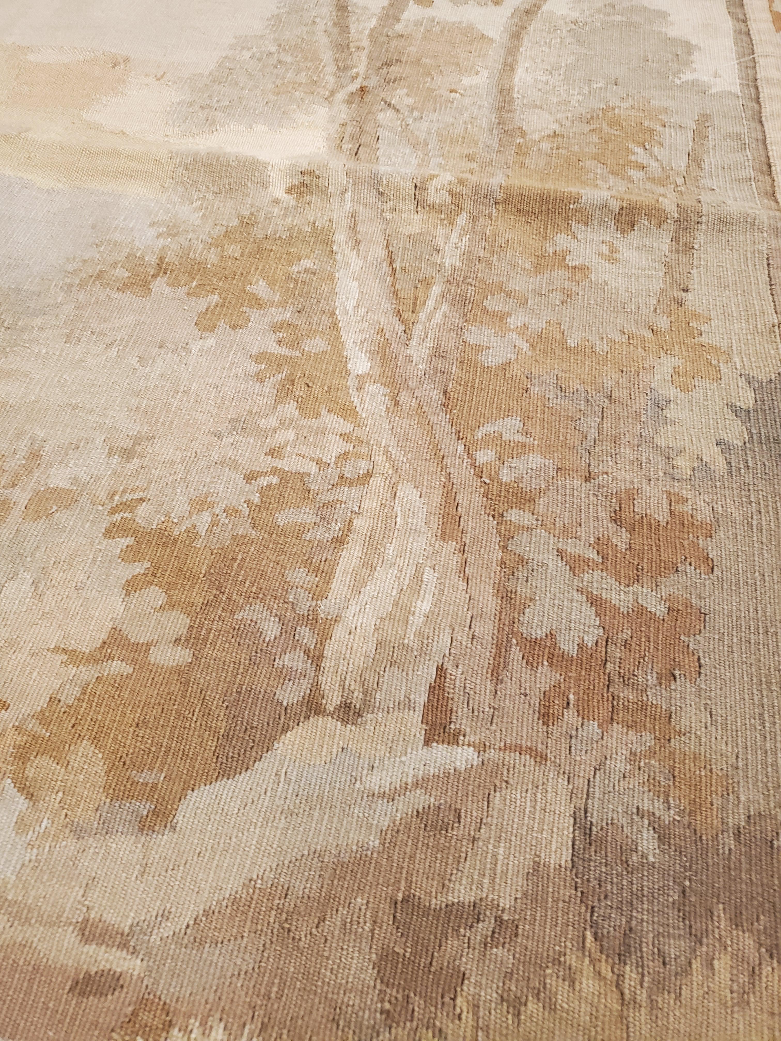 Aubusson-Wandteppich, 19. Jahrhundert, handgefertigt, Elfenbein, Taupe, Creme (Handgeknüpft) im Angebot