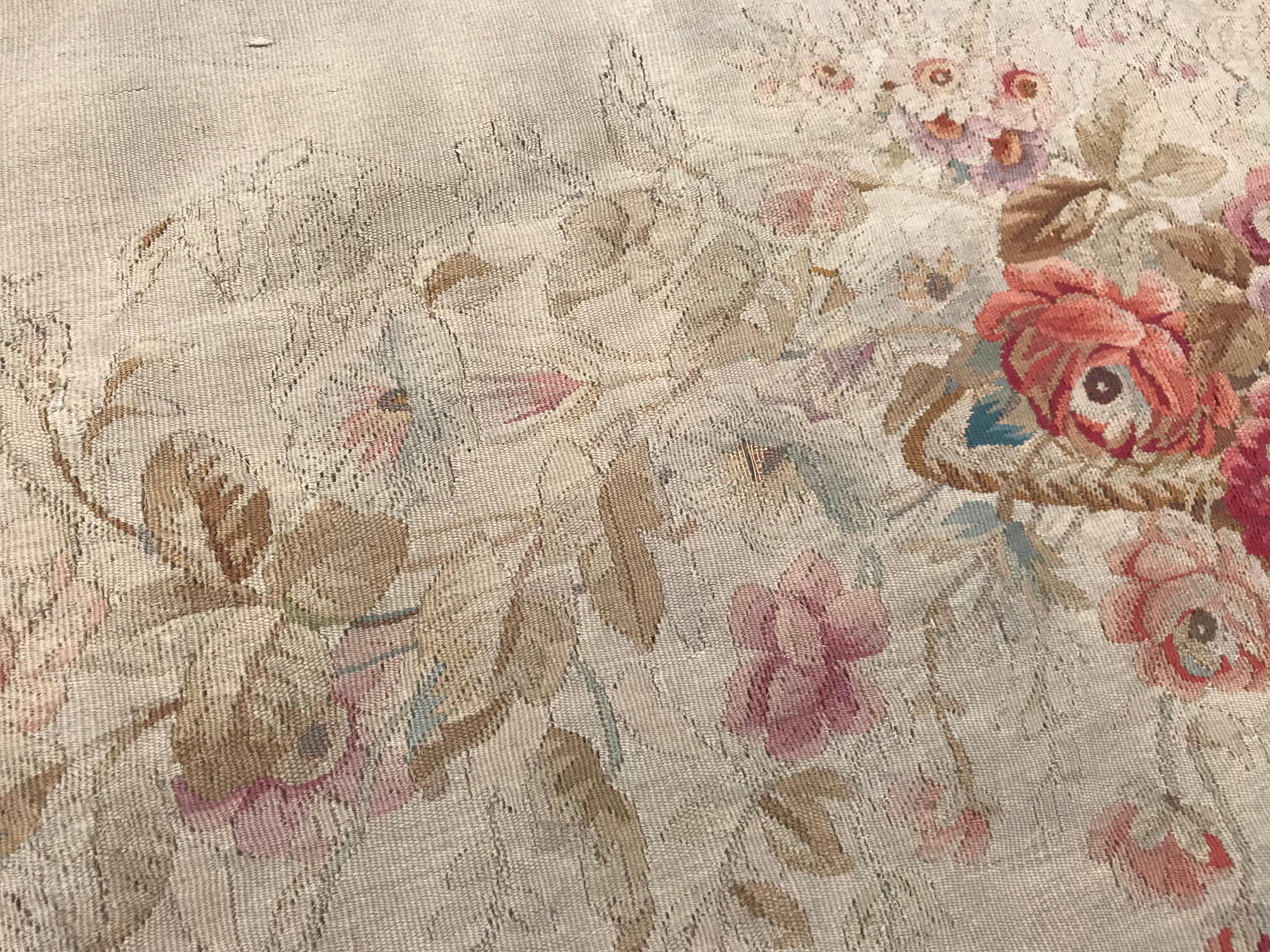 Bobyrug's nice 19th Century Aubusson Tapestry Sofa Cover (Housse de canapé en tapisserie d'Aubusson du 19ème siècle) en vente 5