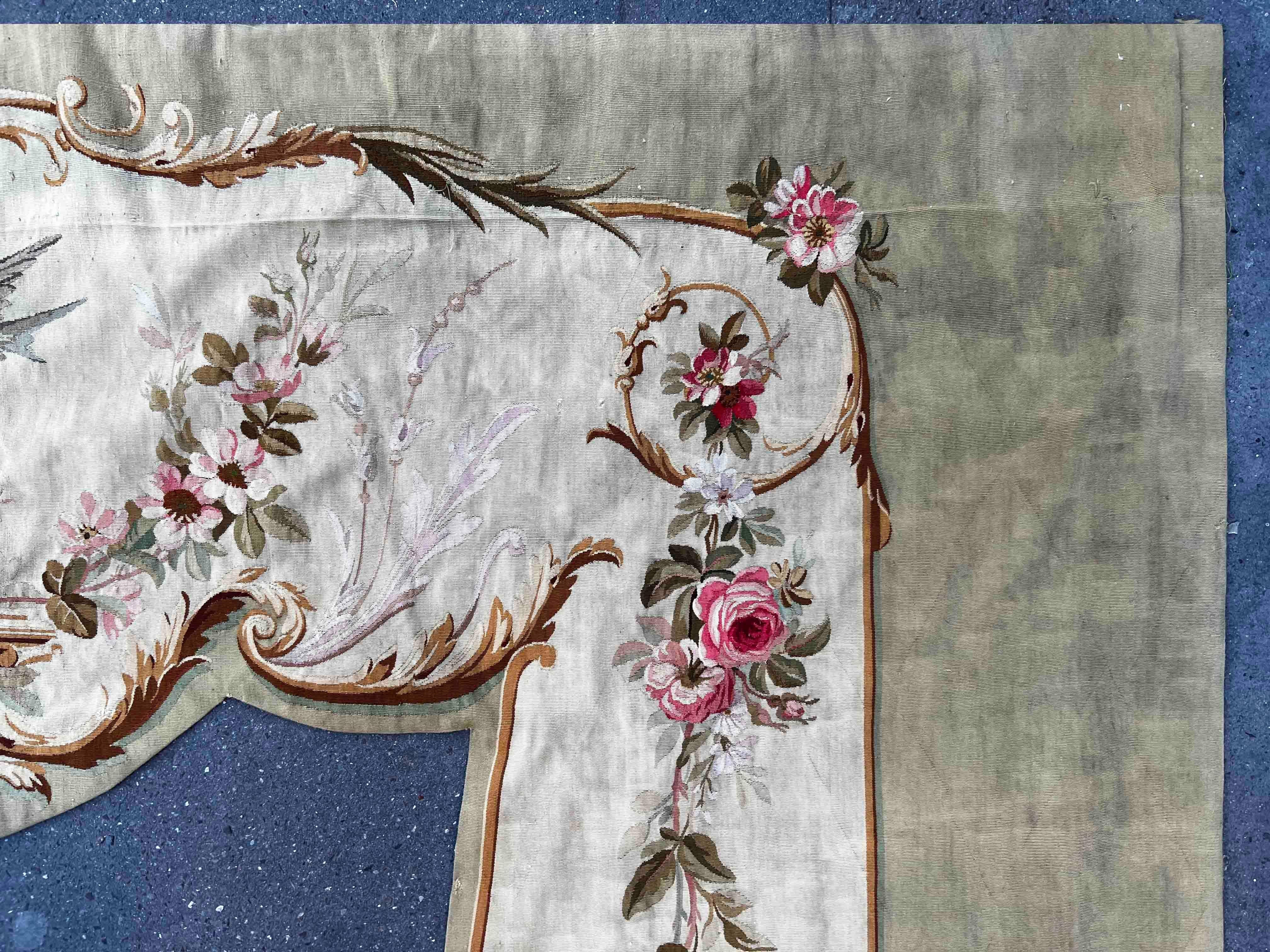 Wool 19th century Aubusson Tapestry Valance - 327x215 - N° 1357 For Sale