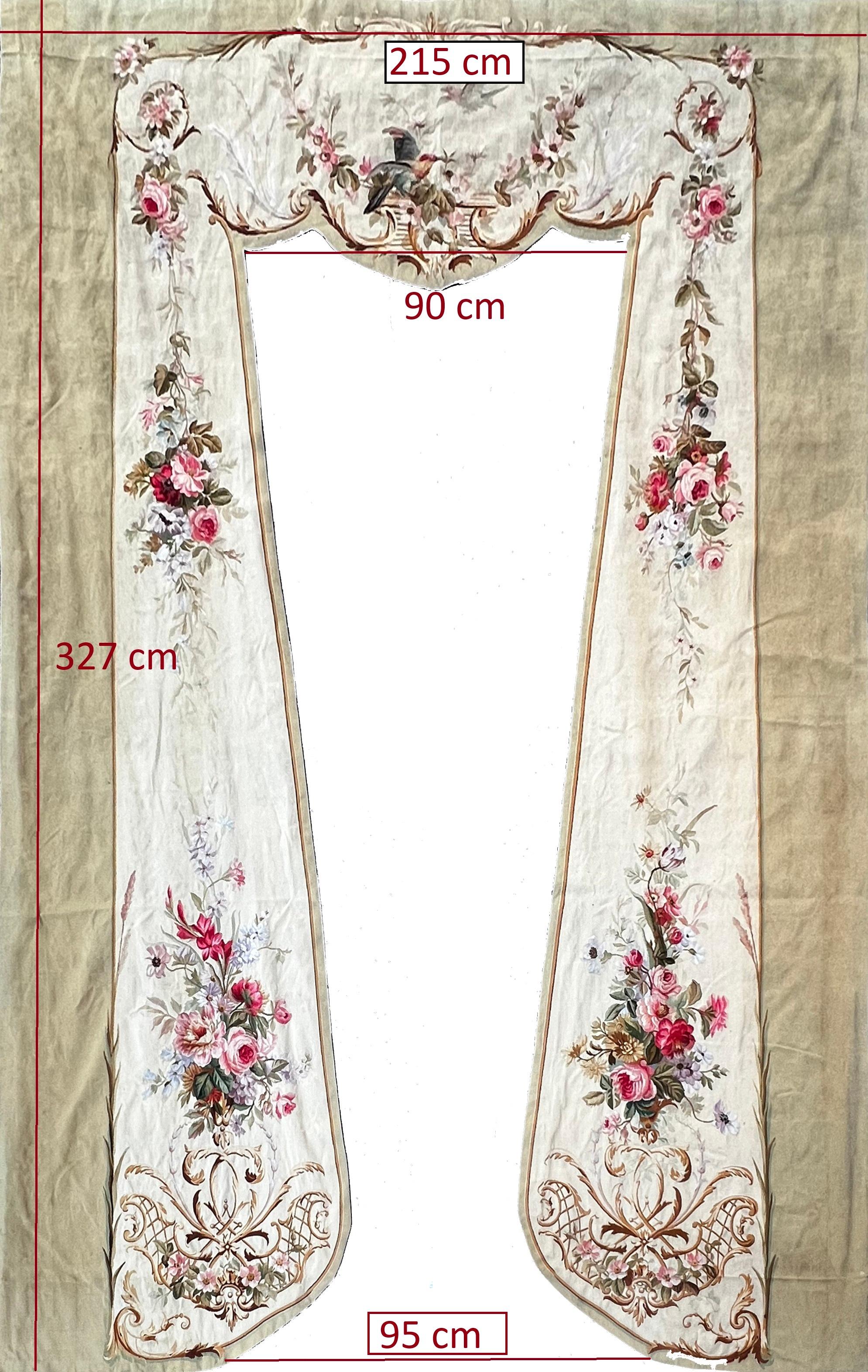 19th century Aubusson Tapestry Valance - 327x215 - N° 1357 For Sale 2