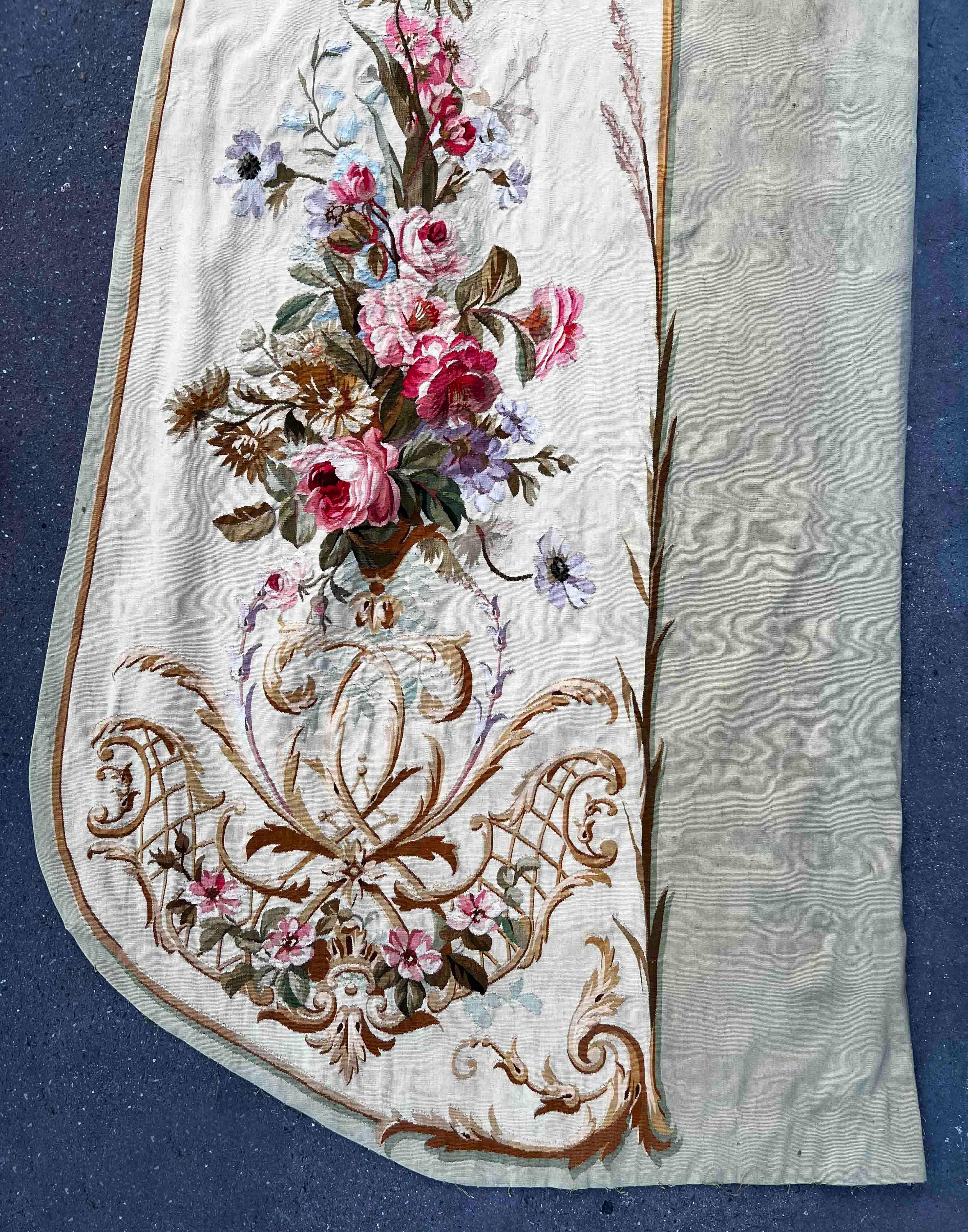 19th century Aubusson Tapestry Valance - 3m27x2m22 - No. 1356 For Sale 1