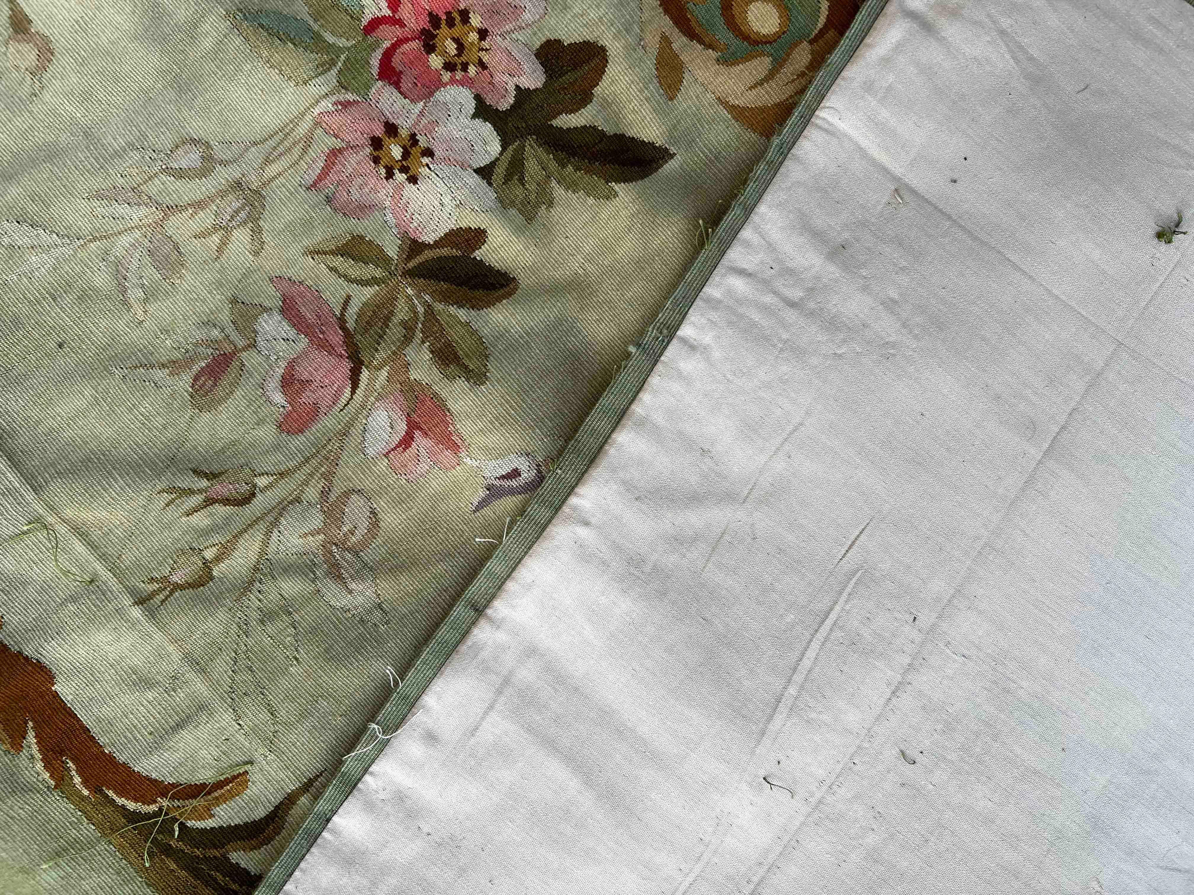 19th century Aubusson Tapestry Valance - 3m27x2m22 - No. 1356 For Sale 2