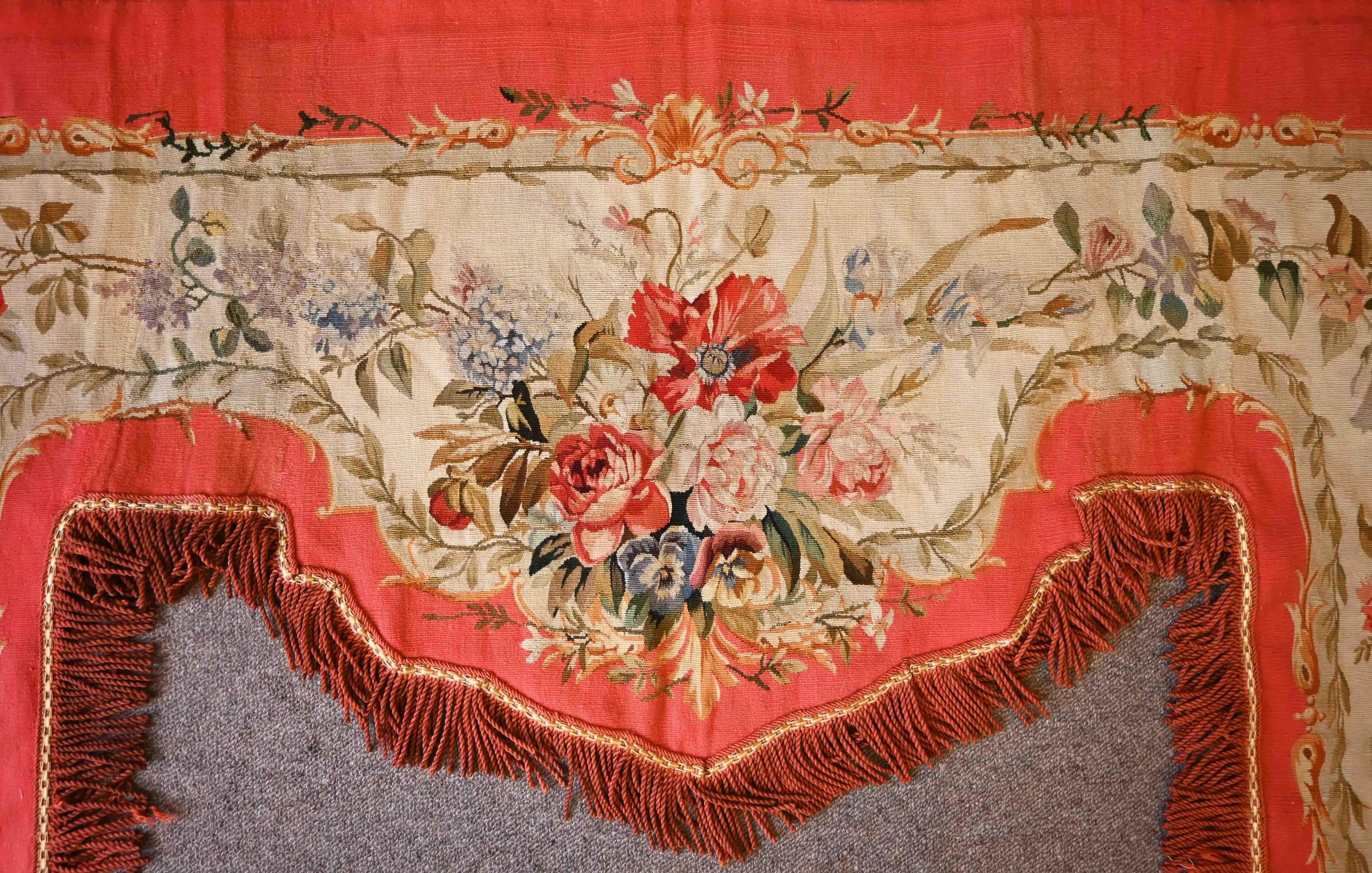 Hand-Woven 19th century Aubusson Tapestry Valance - N° 1350