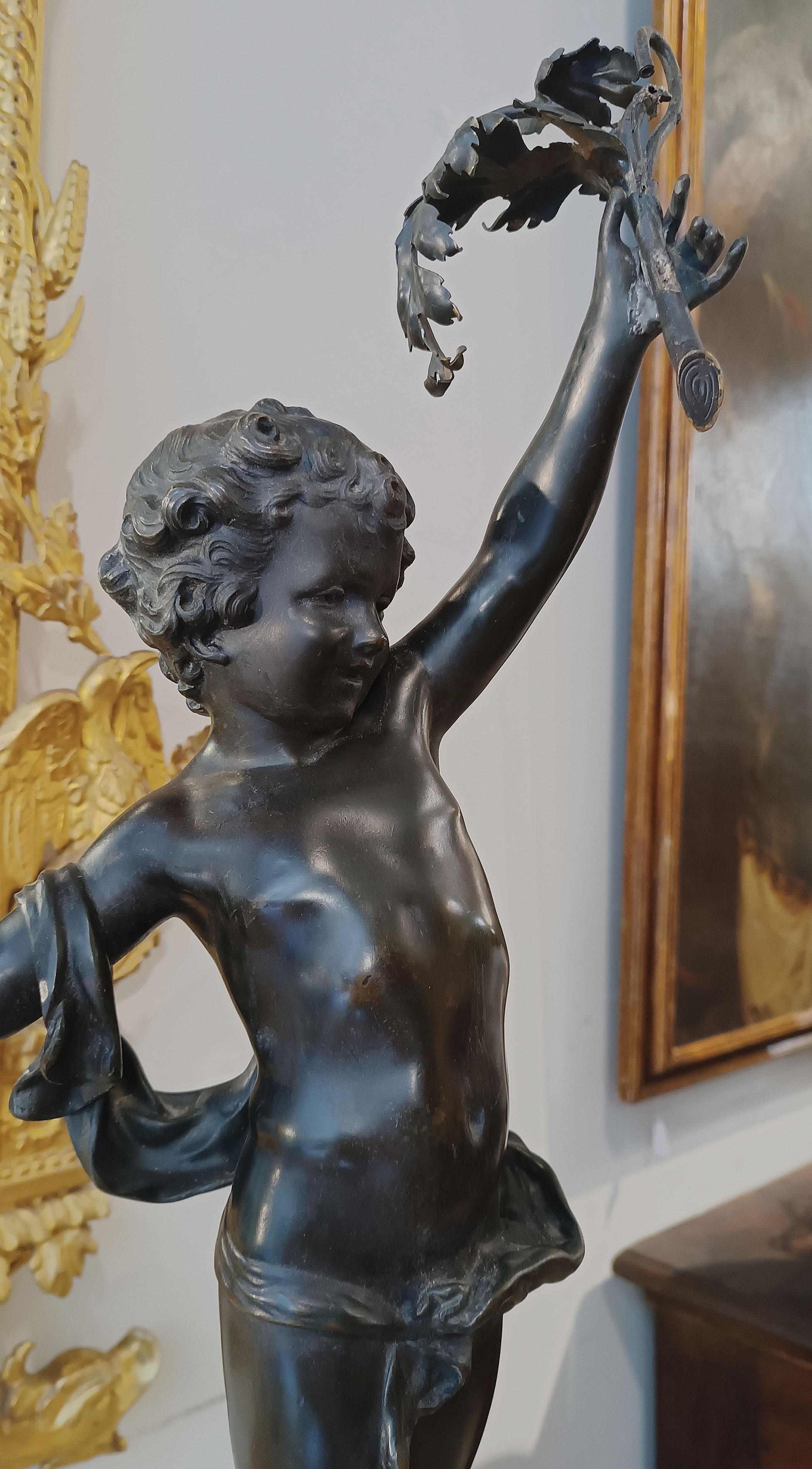 19th CENTURY AUGUSTE MOREAU'S BRONZE STATUETTE DIONYSUS CHILD  In Good Condition For Sale In Firenze, FI