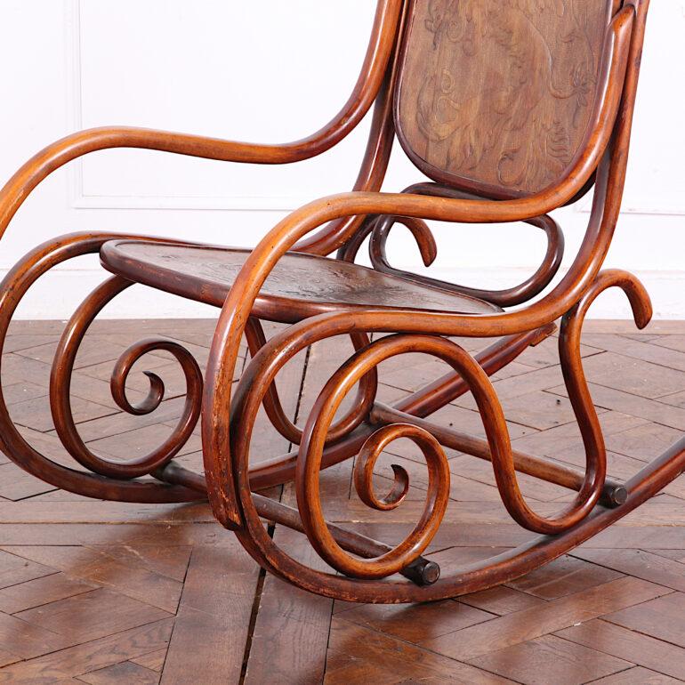 19th Century Austrian Bendwood Rocking Chair with Pressed Seat and Back Thonet 2