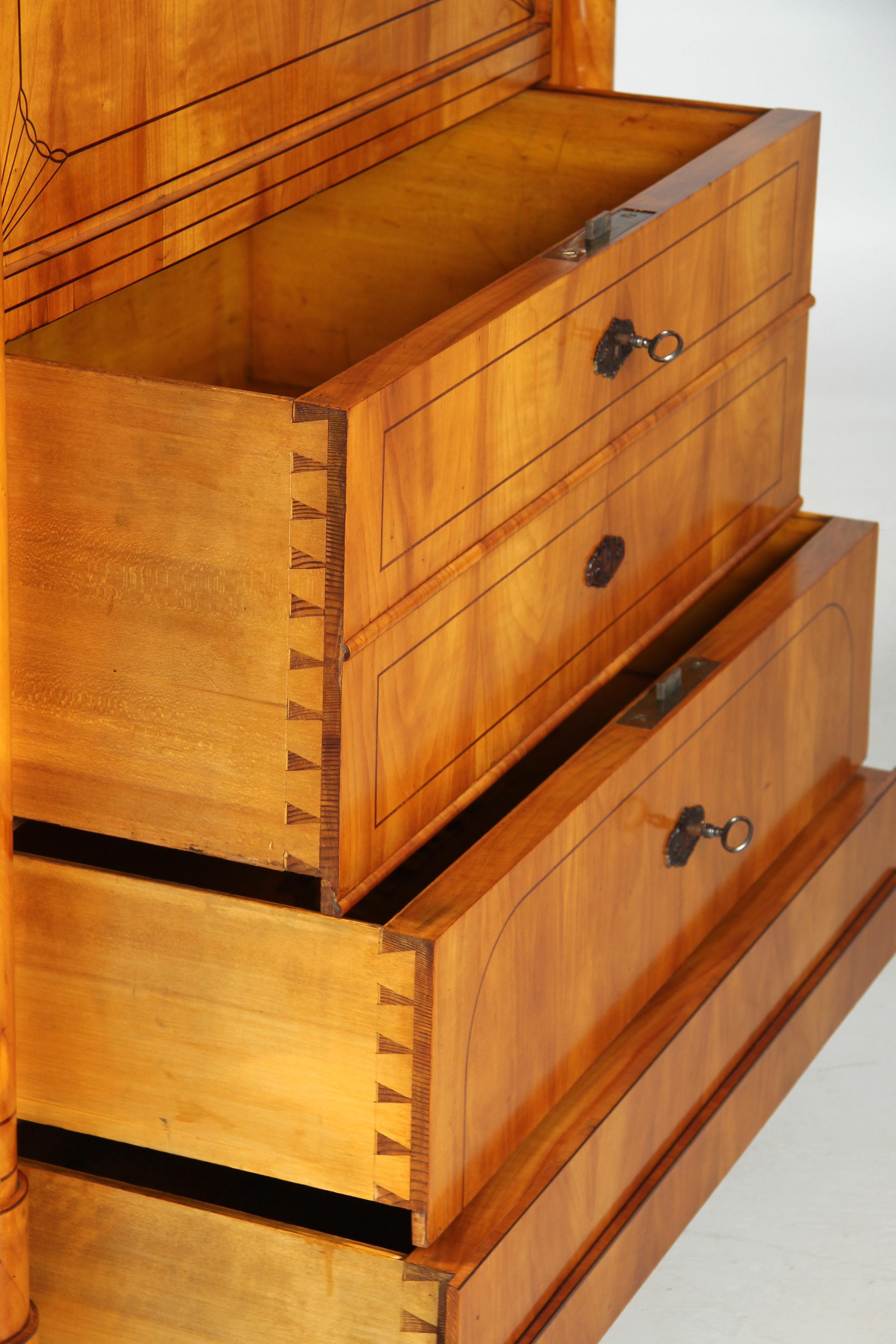 Segreteria Biedermeier austriaca del XIX secolo, ciliegio e frassino ungherese, 1830 ca. in vendita 5