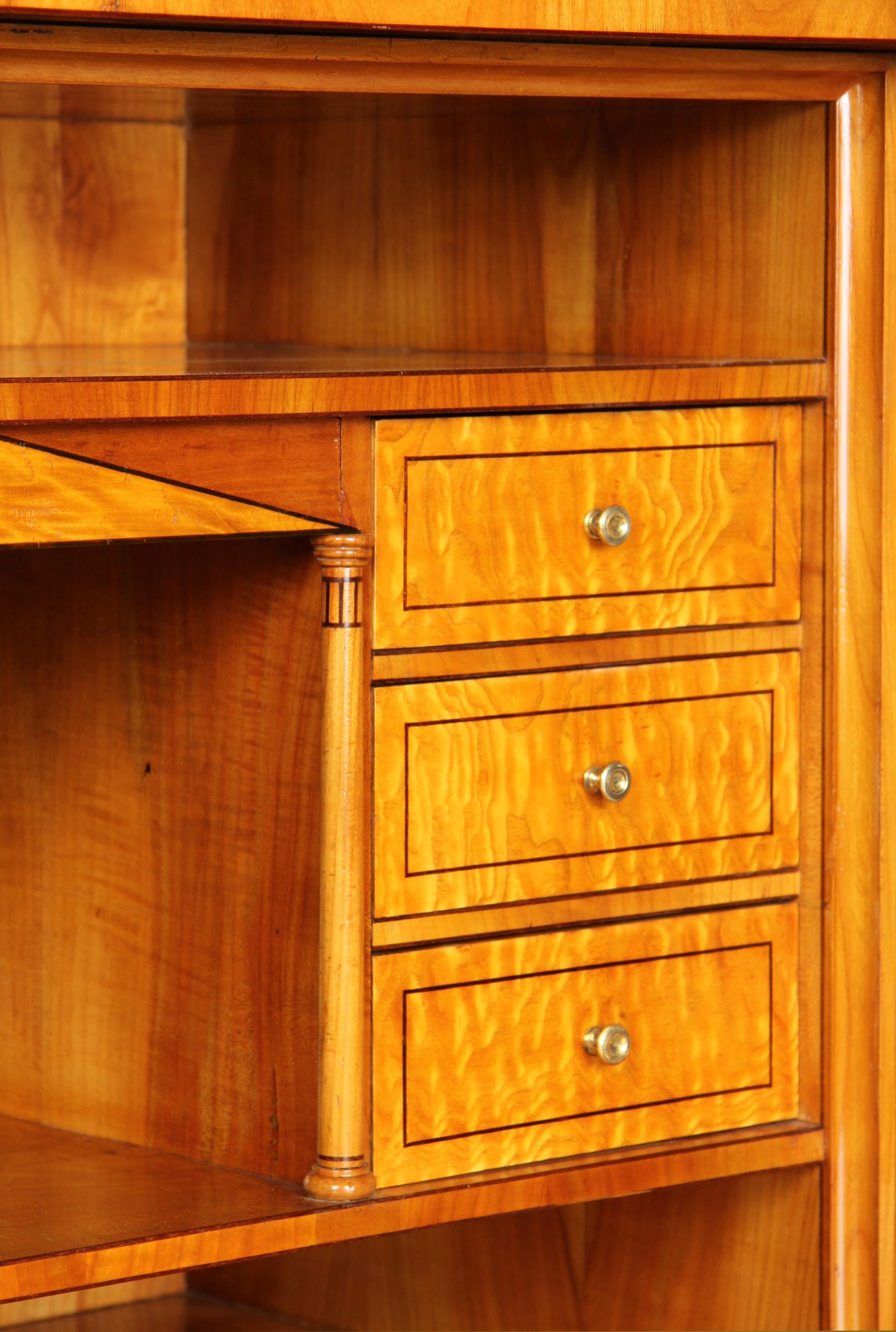 Intarsio Segreteria Biedermeier austriaca del XIX secolo, ciliegio e frassino ungherese, 1830 ca. in vendita