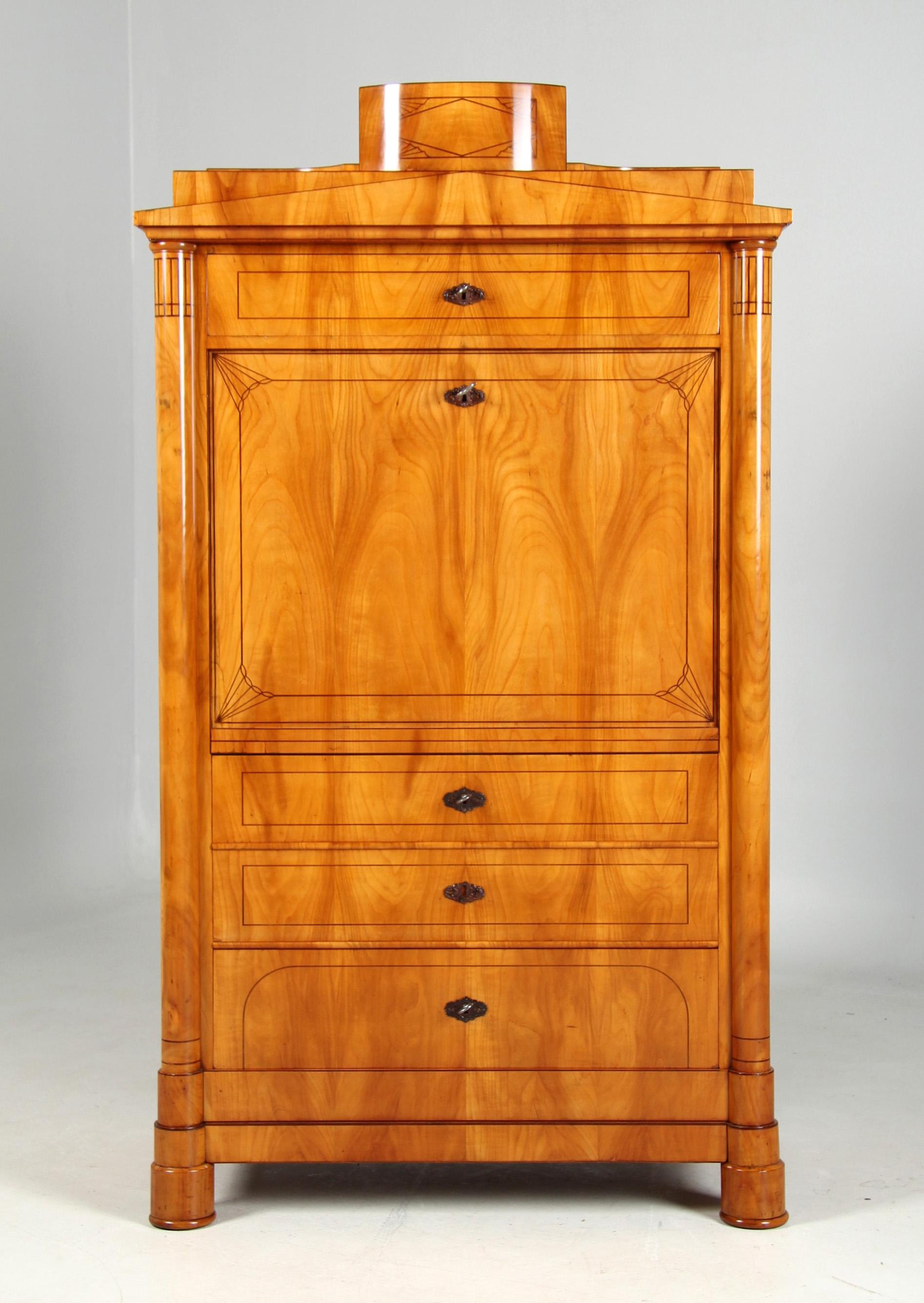 Frassino Segreteria Biedermeier austriaca del XIX secolo, ciliegio e frassino ungherese, 1830 ca. in vendita