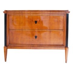 19th Century Austrian Biedermeier Walnut and Ebony Commode 19th Century Austrian Biedermeier Walnut and Ebony Commode
