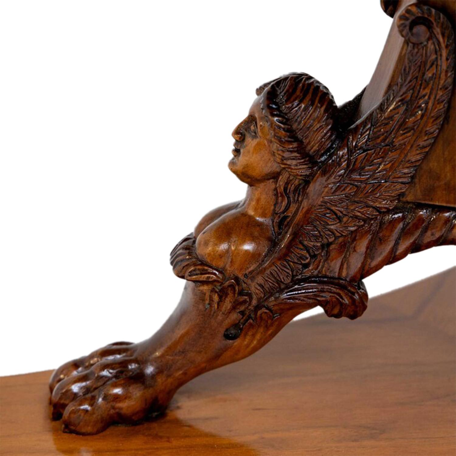 Table de salon Biedermeier autrichienne du 19ème siècle, table centrale ronde ancienne en vente 3