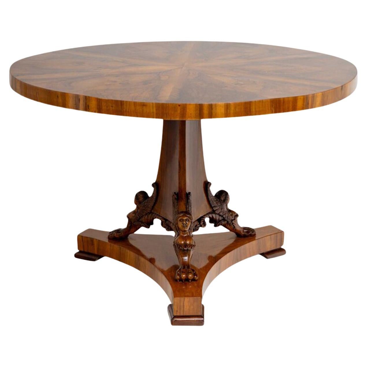 Österreichischer Biedermeier-Salontisch aus Nussbaumholz, 19. Jahrhundert, antiker runder Mitteltisch
