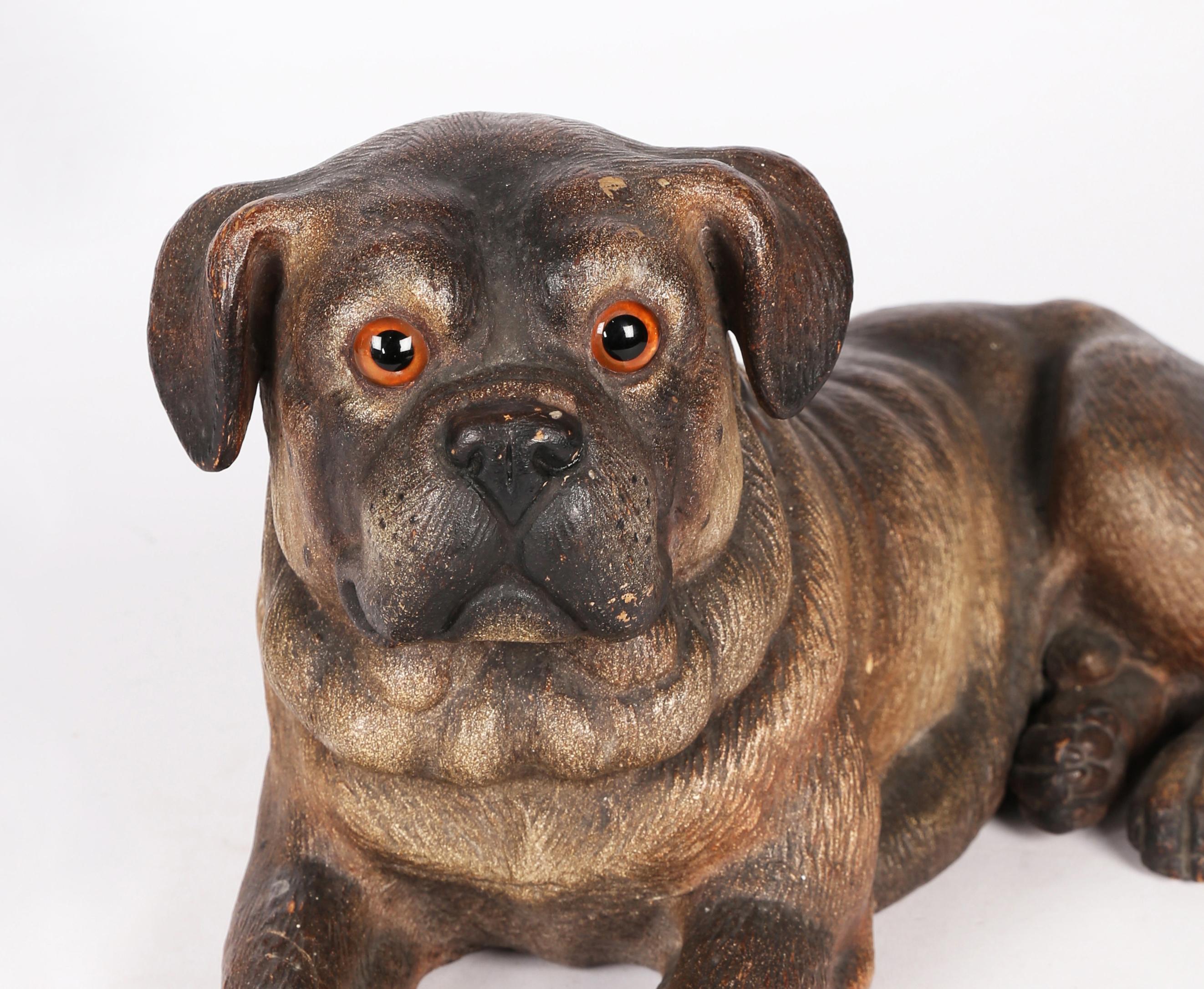 Austriaco Scultura di cane in terracotta austriaca del XIX secolo, dipinta a freddo in vendita