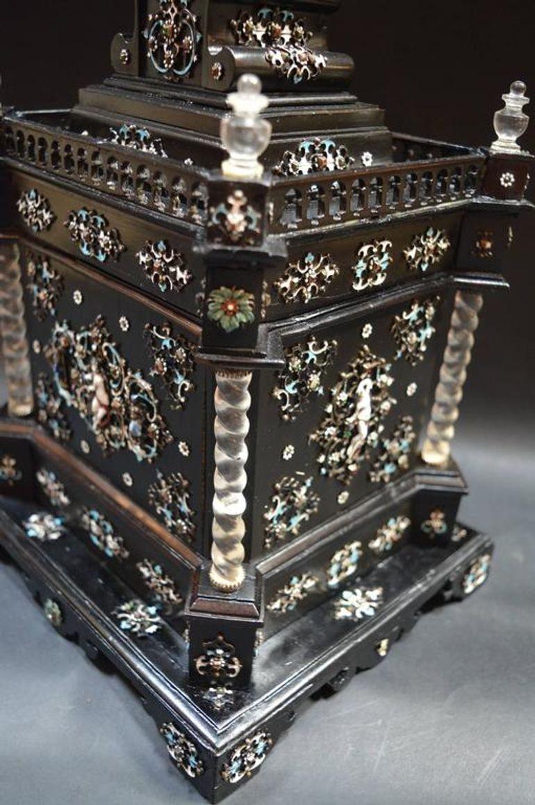 Boîte à bijoux autrichienne du 19ème siècle par Hermann Ratzersdorfer en vente 4