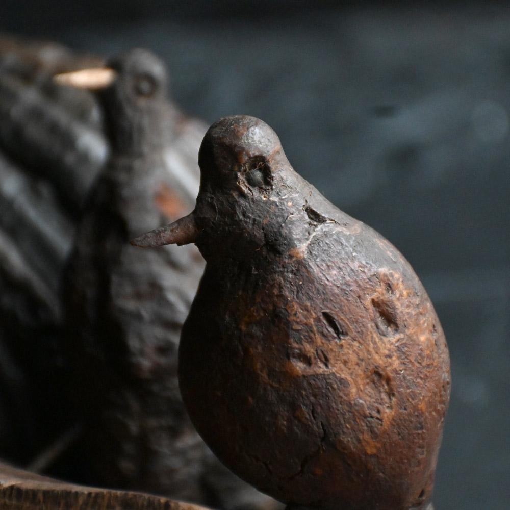 Legno Uccelli artigianali di arte popolare austriaca del XIX secolo in vendita