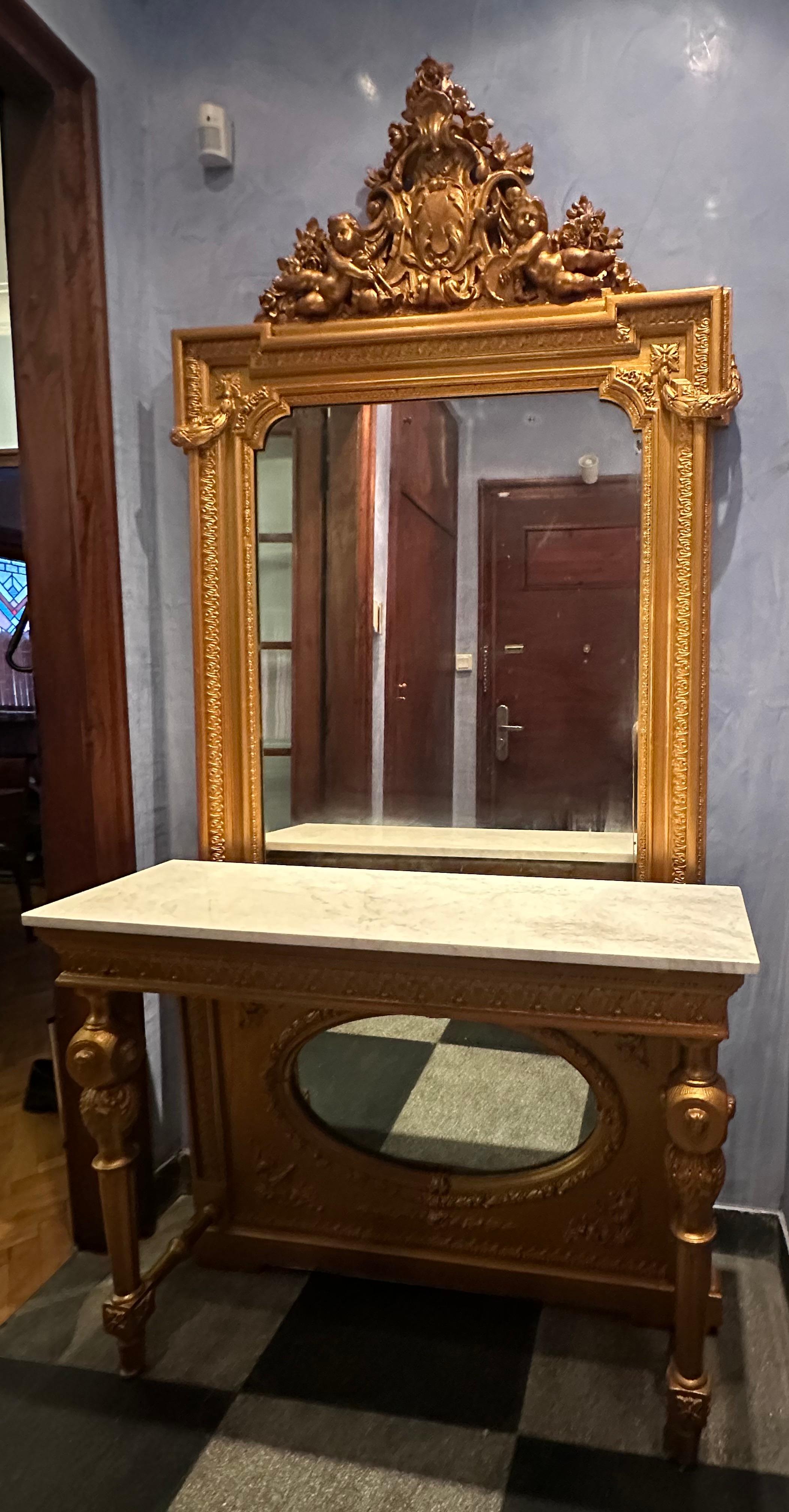 Specchio austriaco del XIX secolo in legno dorato intagliato a mano con tavolo consolle in vendita 3