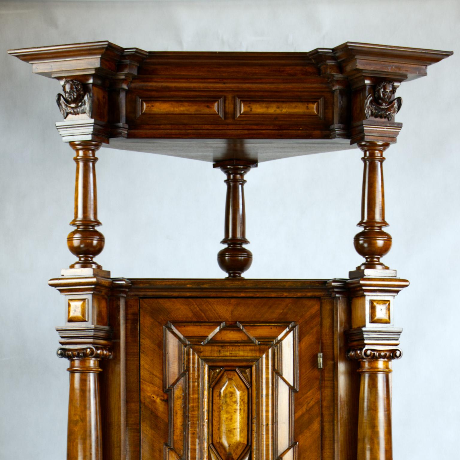 Veneer 19th Century Austrian Hand Carved Baroque Corner Cabinet For Sale