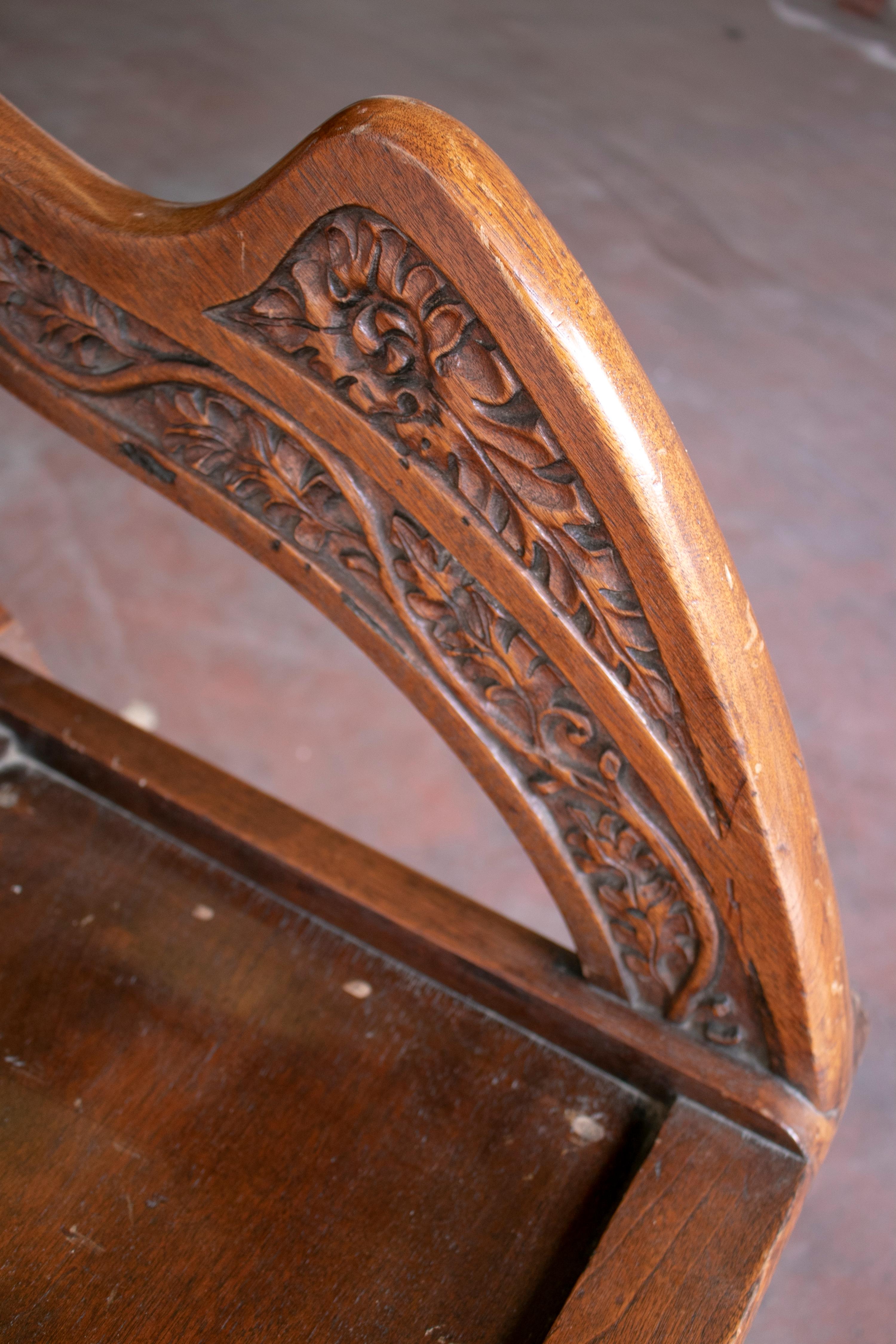 19th Century Austrian Hand Carved Oak Armchair For Sale 5