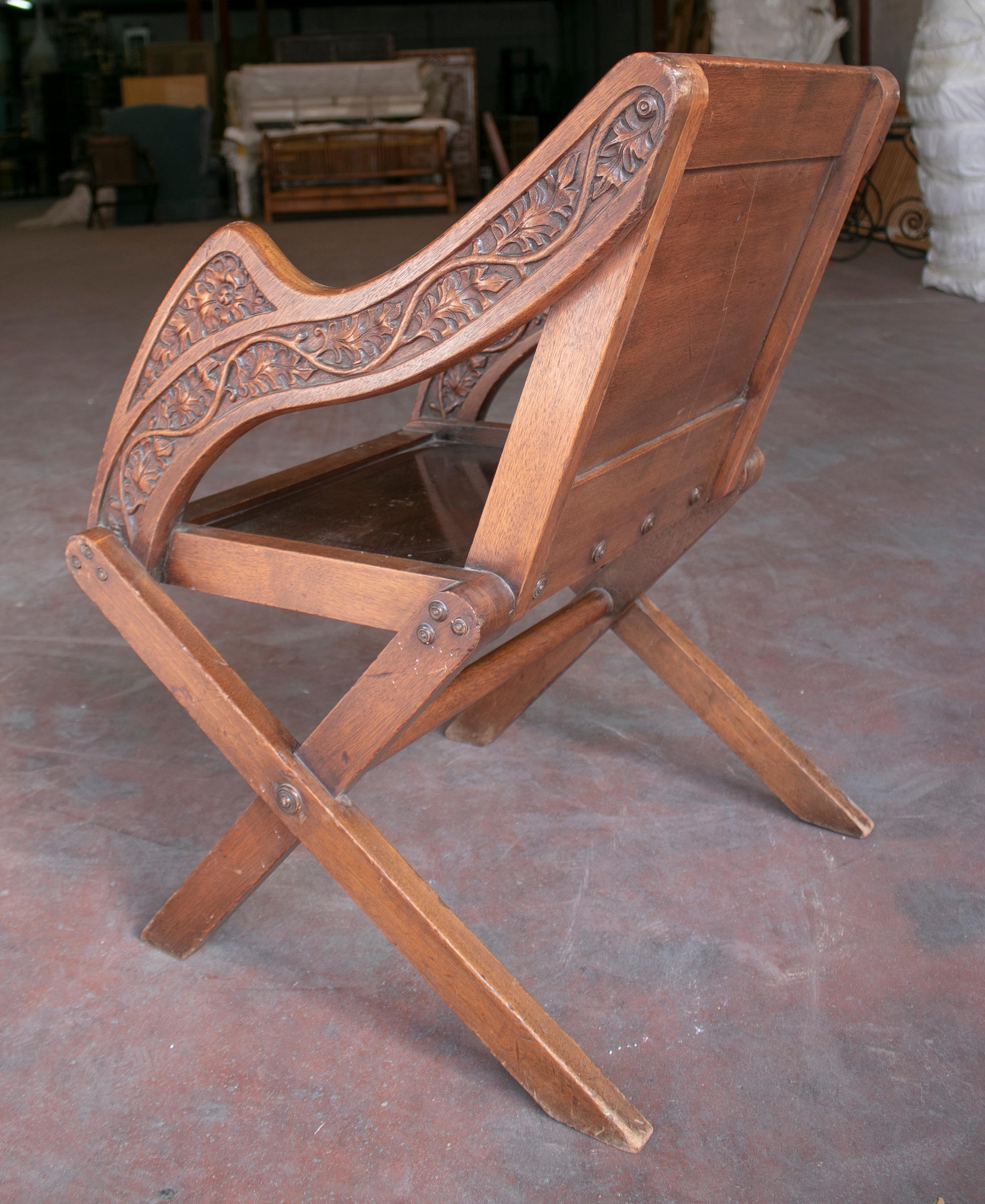 Hand-Carved 19th Century Austrian Hand Carved Oak Armchair For Sale