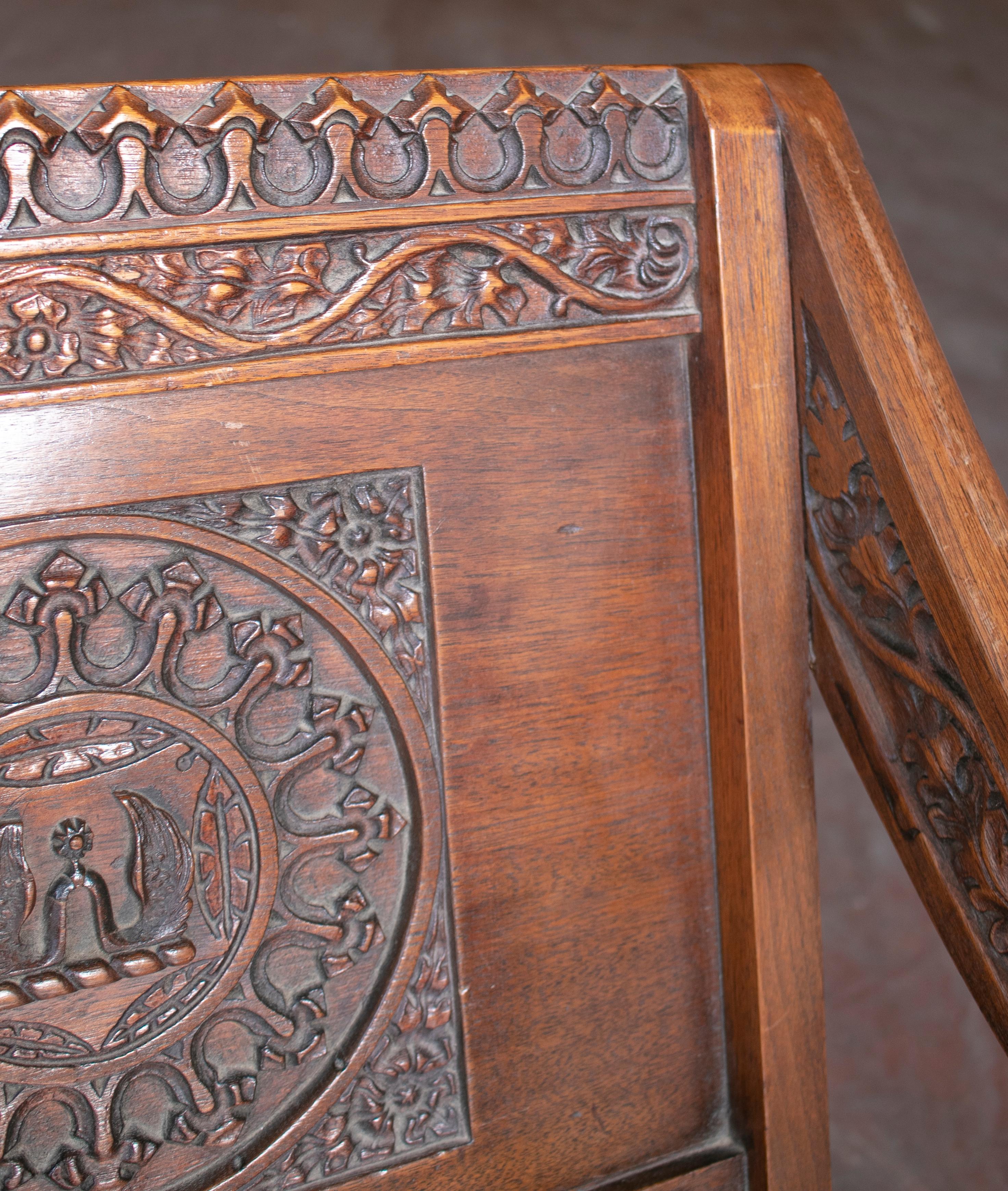 19th Century Austrian Hand Carved Oak Armchair For Sale 3