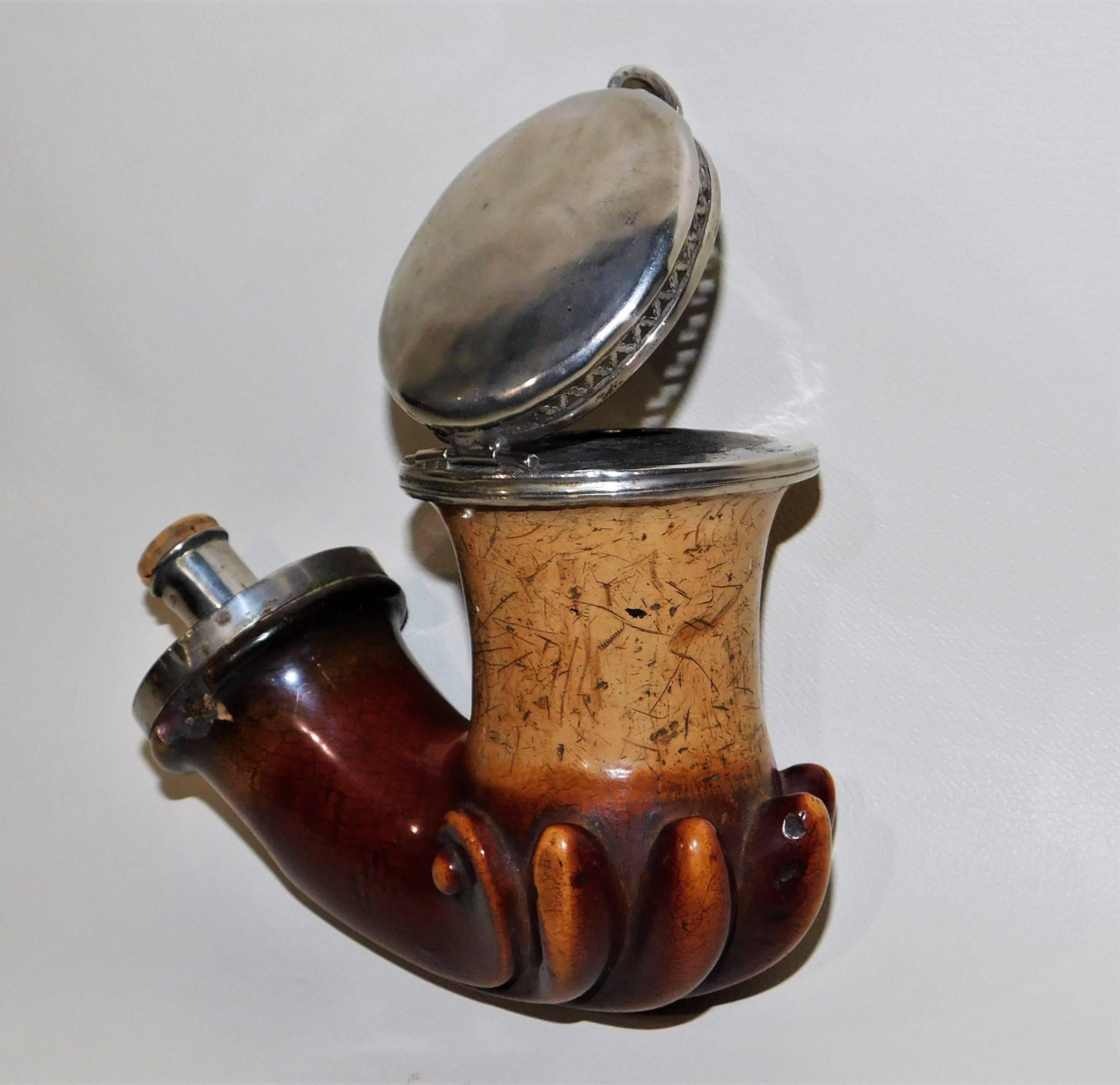 19th Century Austrian Meerschaum and Silver Carved Pipe For Sale 4