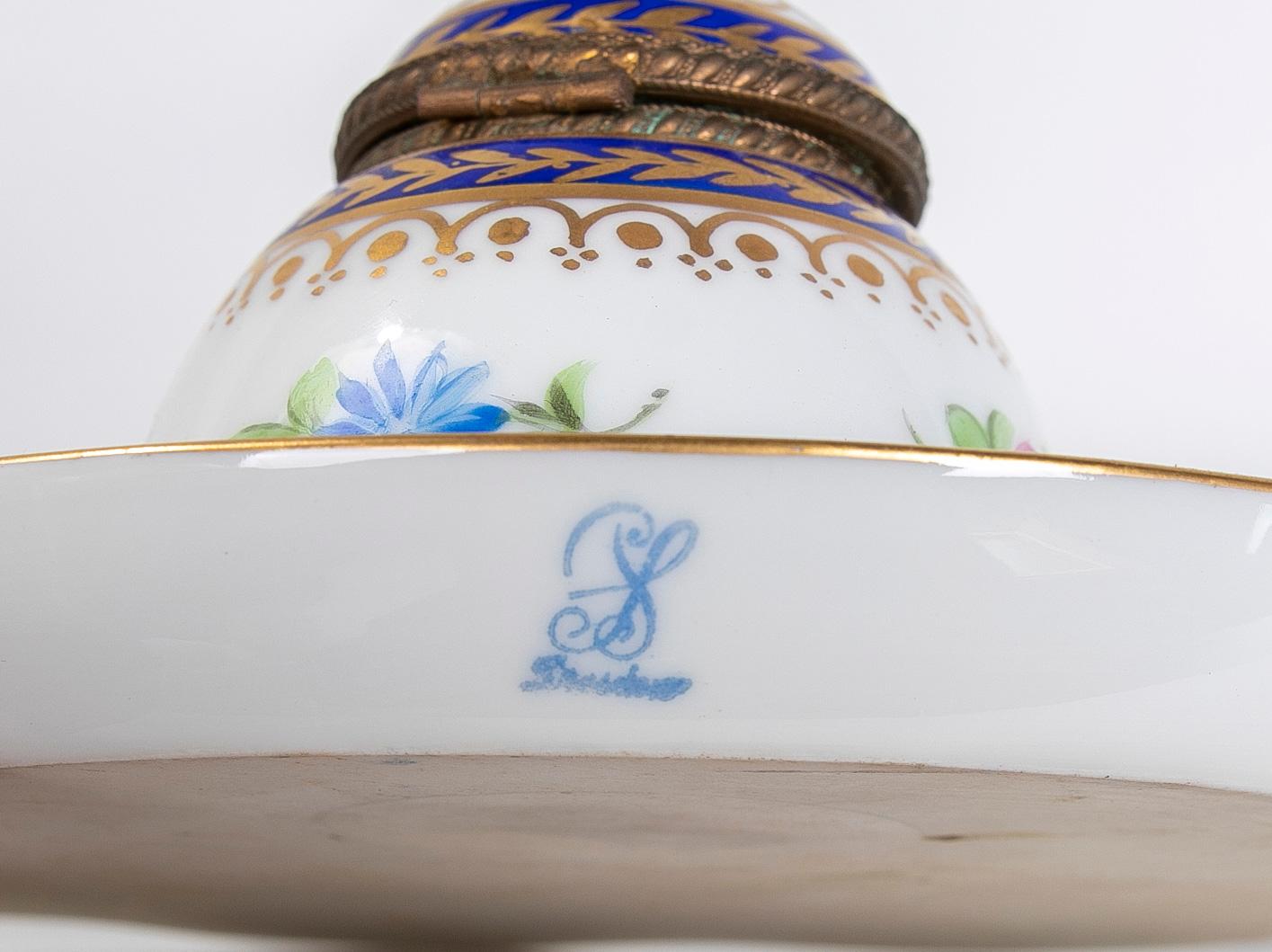 19th Century Austrian Porcelain Inkwell with Tray with Stamp on the Side For Sale 9