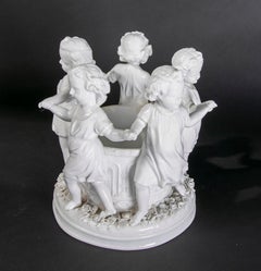 Set di sculture in porcellana austriaca del 19° secolo in bianco con bambini
