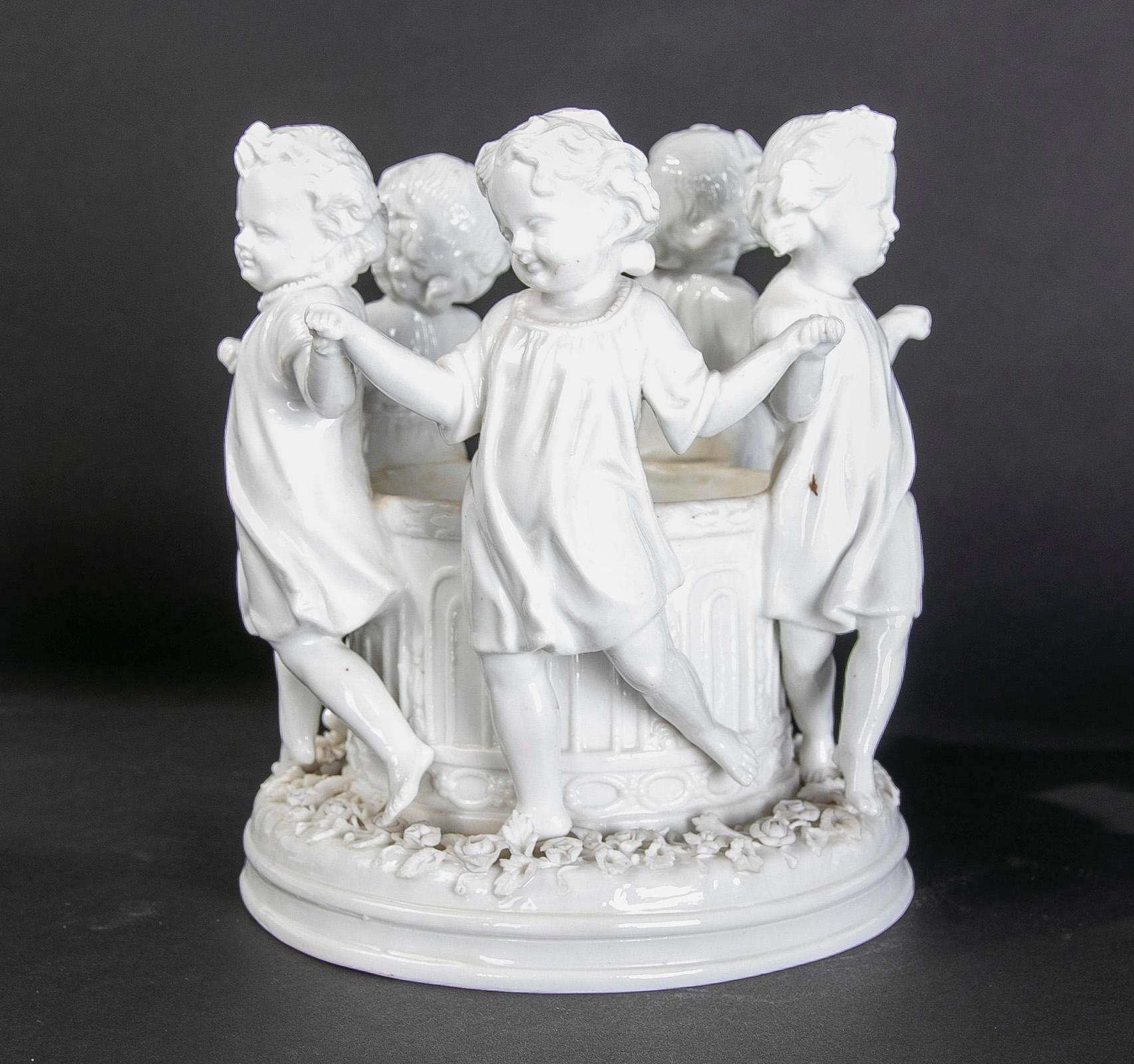 19th Century Austrian Porcelain Sculptural Set in White with Children For Sale 5