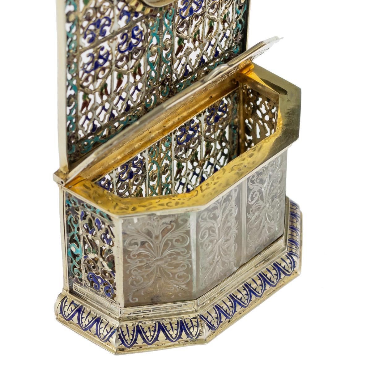 Austrian Solid Silver-Gilt and Enamel Reliquary by Rudolf Linke, circa 1890 For Sale 7