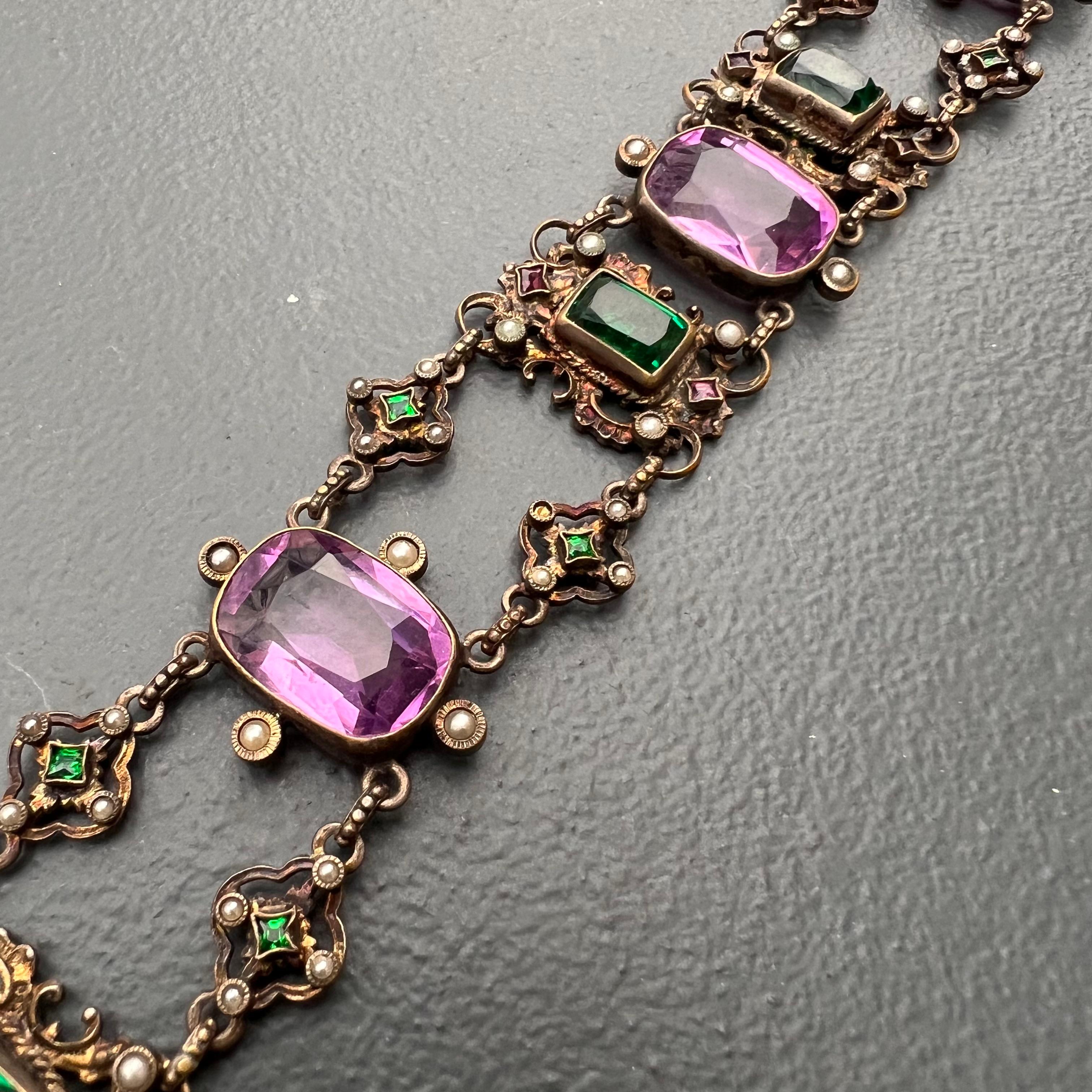 Collier de pâte de verre austro-hongrois du 19ème siècle Bon état - En vente à Plainsboro, NJ