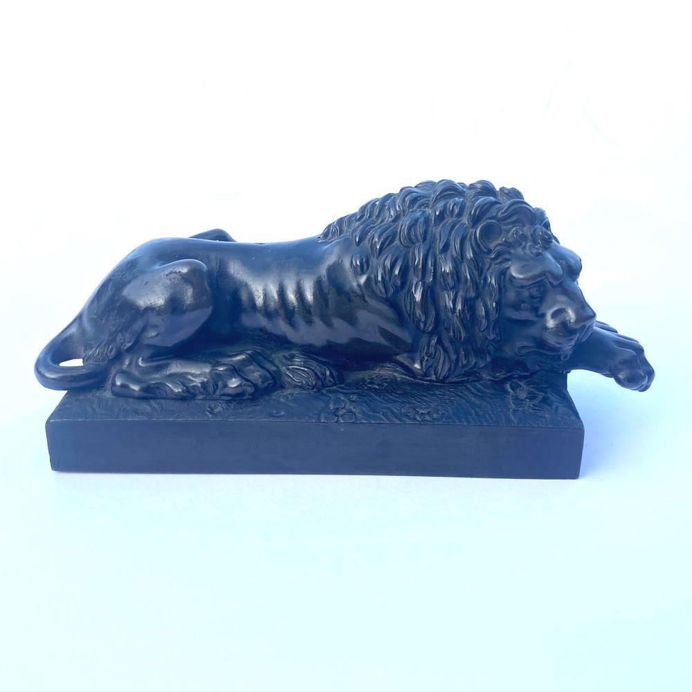 Bronze 19th century bronze model of a lion