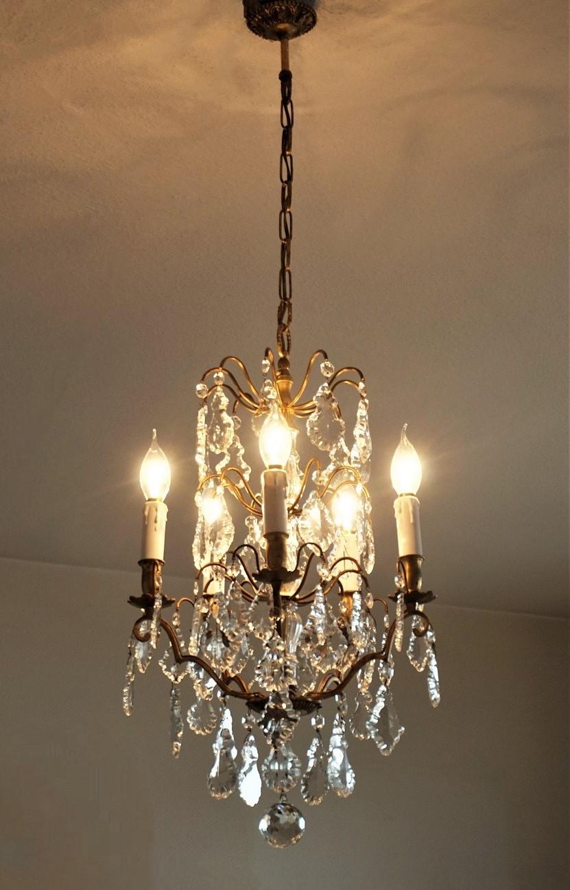 Siglo XIX Lámpara de cristal de Baccarat Lámpara de cinco luces en Bueno estado para la venta en Frankfurt am Main, DE