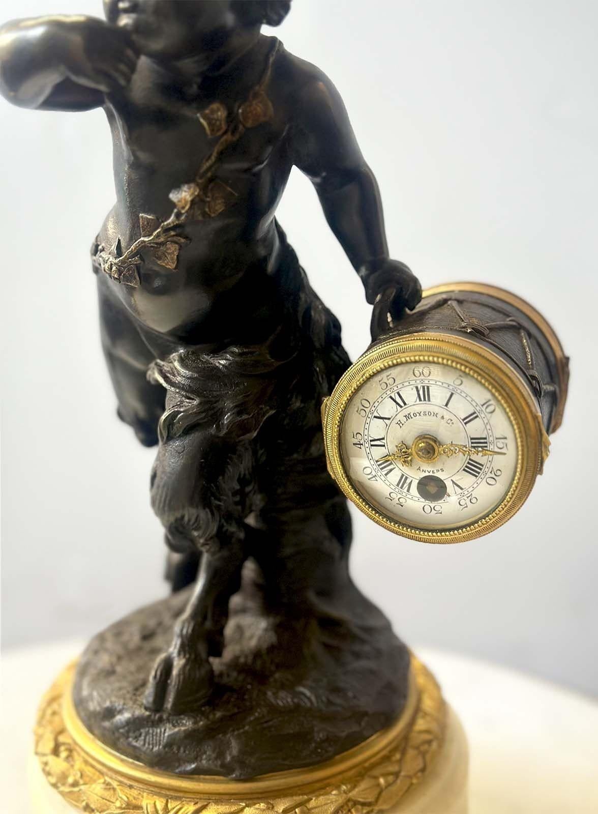 Bacchantische Faun-Skulptur-Uhr aus dem 19. Jahrhundert von H. Moyson (Belgisch) im Angebot