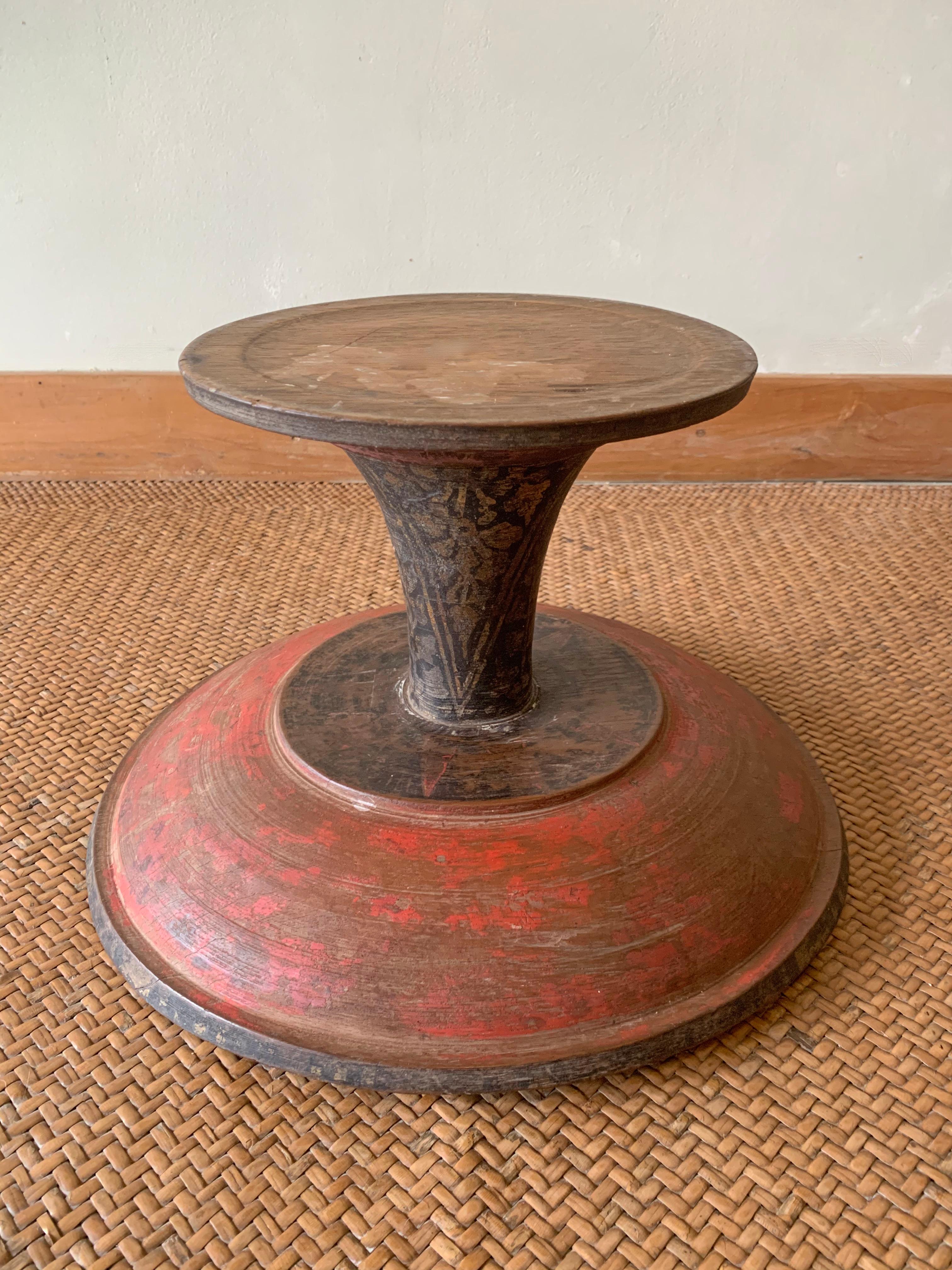 Polychromed 19th Century Balinese Offering Tray / Bowl 'Dulang'  For Sale