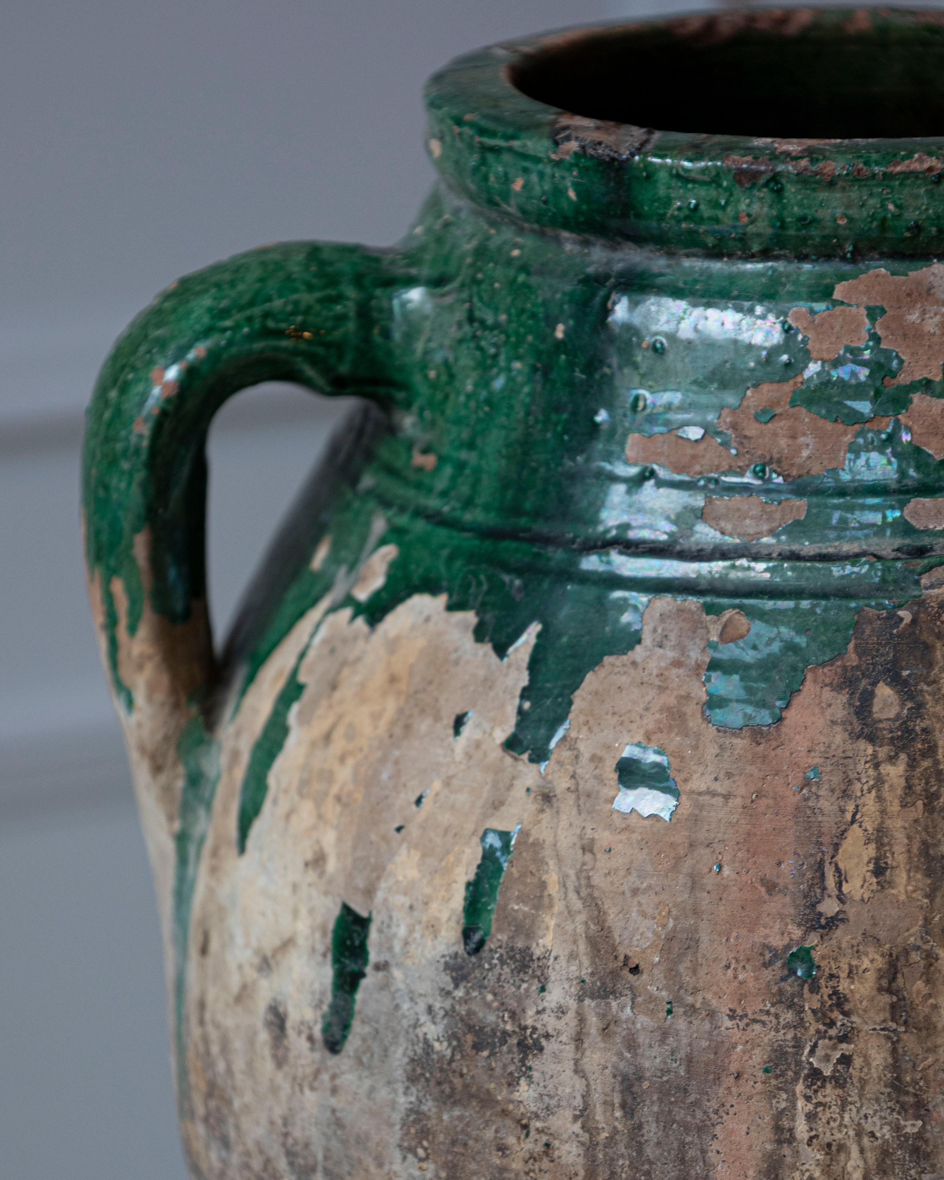 19th Century Balkan Terracotta Jar with Green Drip Glaze For Sale 6