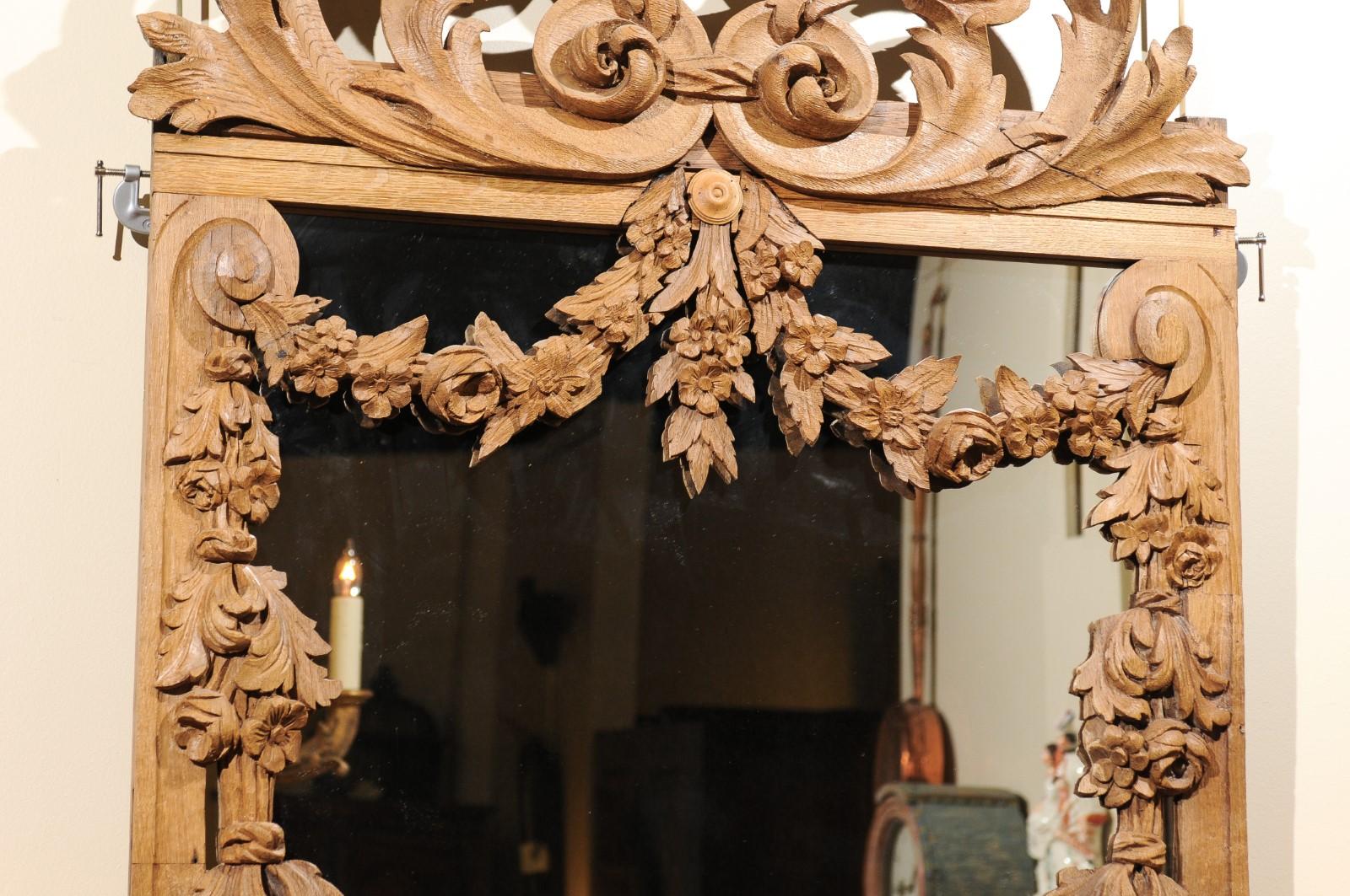 19th Century Baltic Region Oak Mirror with Pierced Crest and Scroll Design For Sale 2