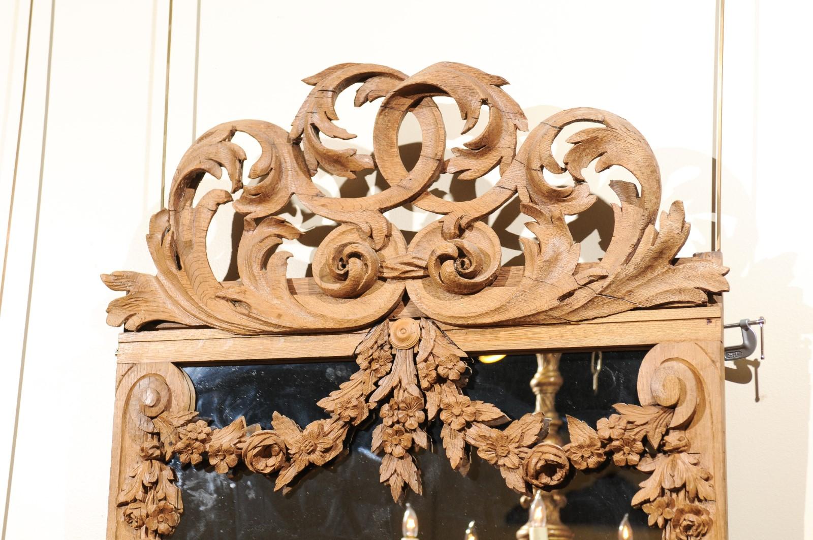 19th Century Baltic Region Oak Mirror with Pierced Crest and Scroll Design For Sale 4
