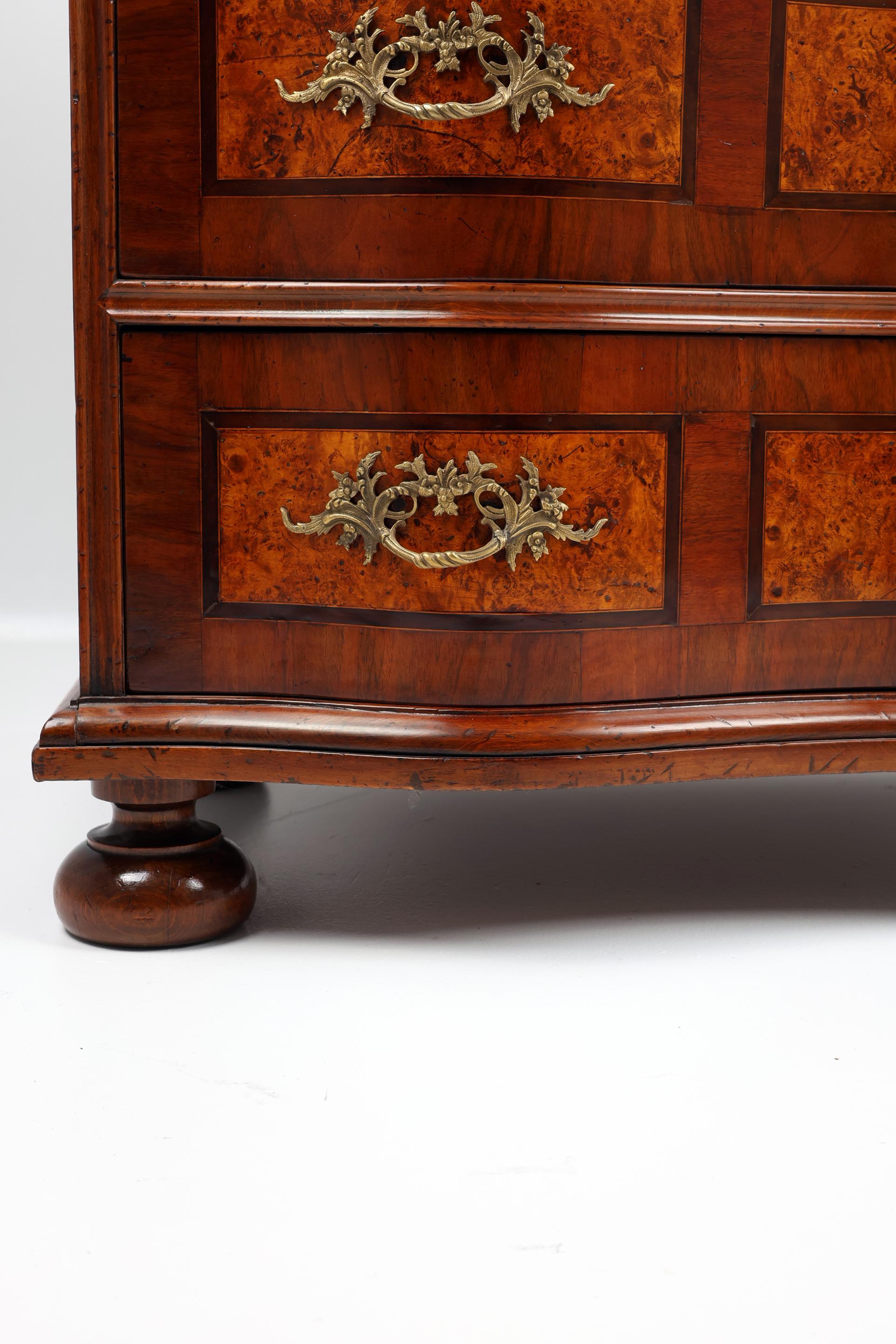 19th Century Baroque Chest of Drawers with Burl wood For Sale 7