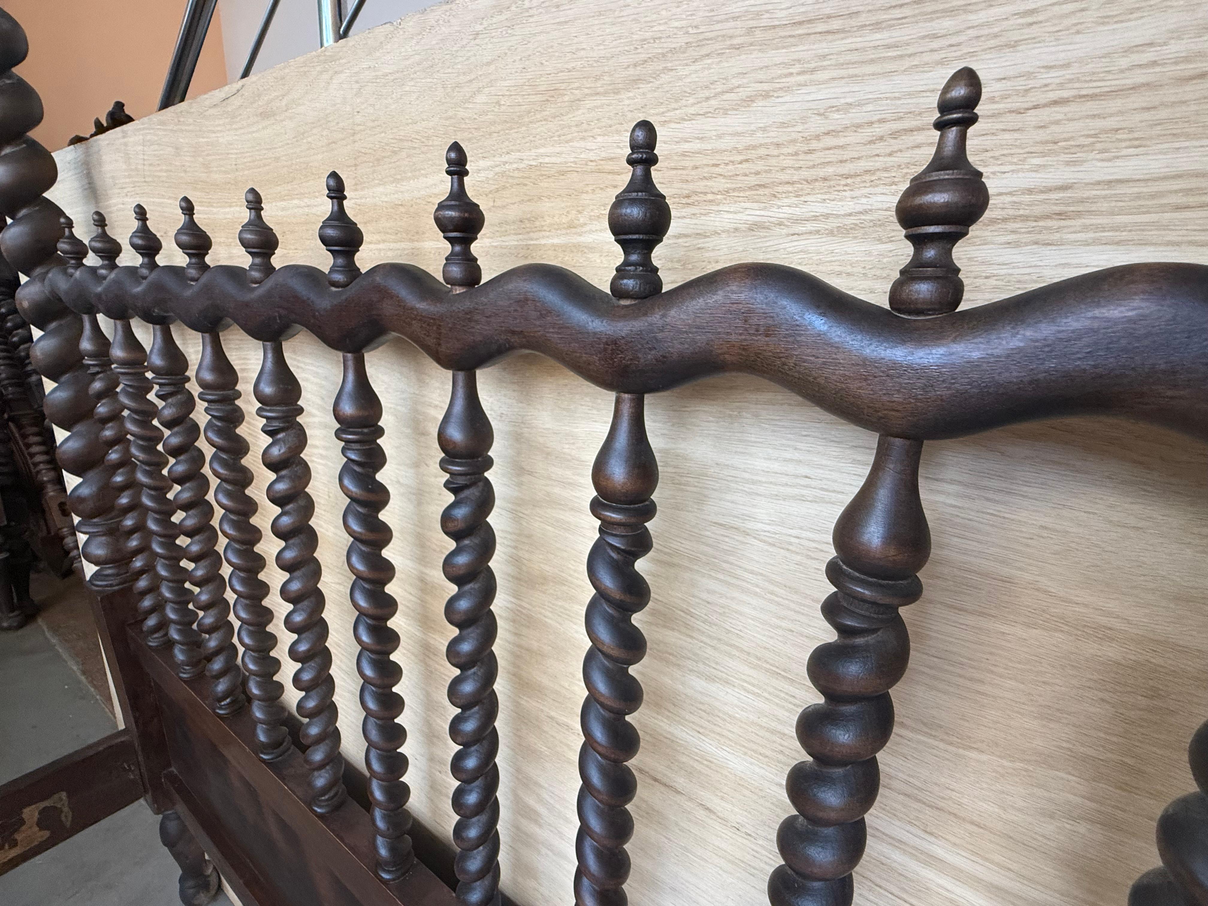 Lit Queen baroque du 19e siècle, lit à quatre colonnes A Solomon d'origine en vente 3