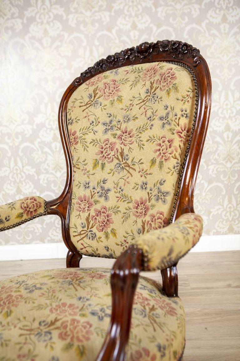 Sillón barroco del siglo XIX con asiento tapizado de flores Madera en venta