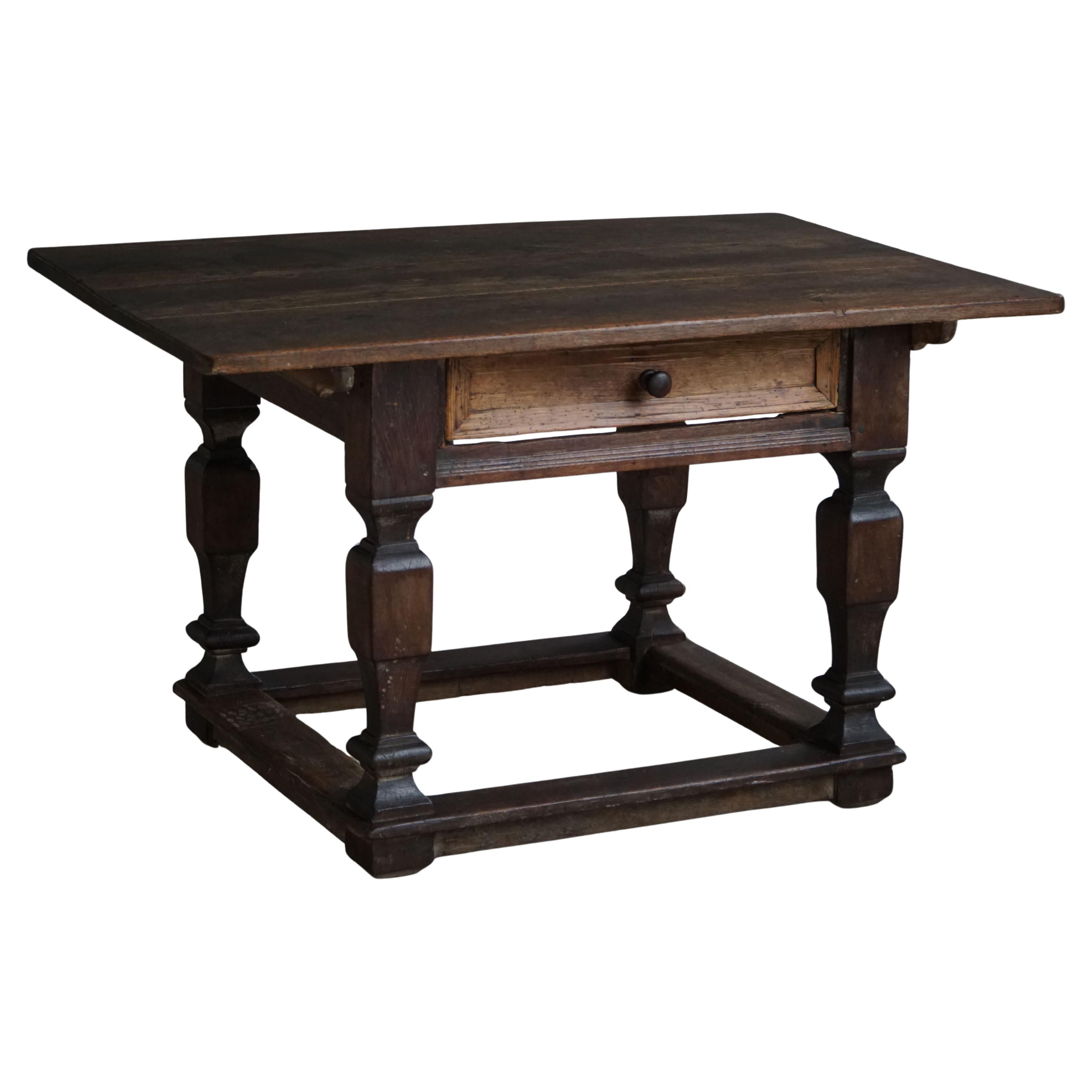 Table d'appoint / d'appoint baroque en Oak, 19e siècle, ébénisterie danoise, années 1800 en vente
